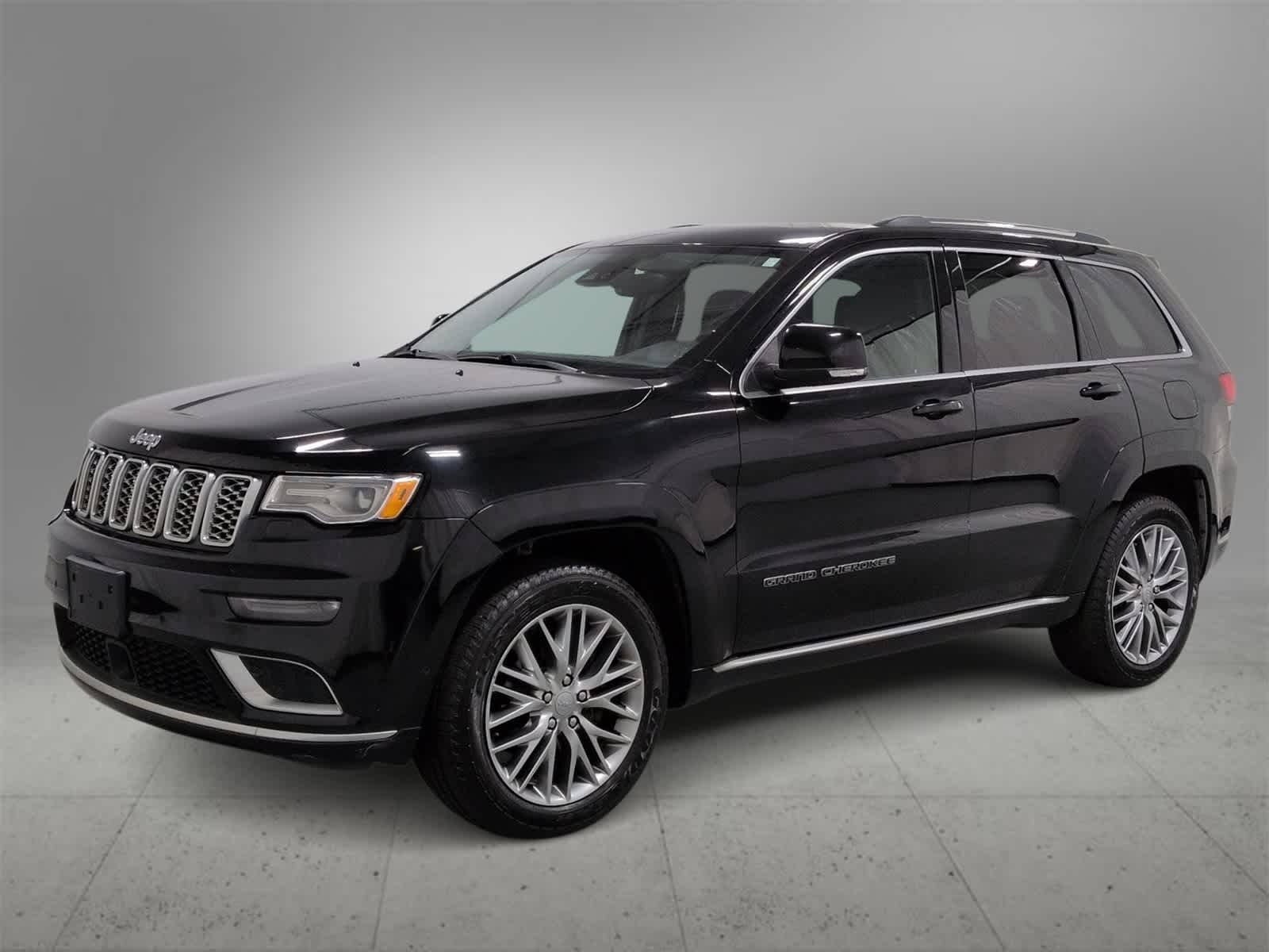 Thumbnail: 2017 Jeep Grand Cherokee - 4