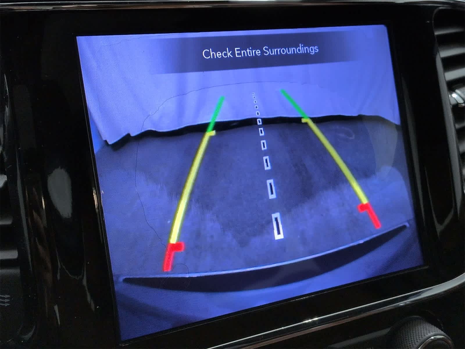 Thumbnail: 2019 Jeep Grand Cherokee - 32