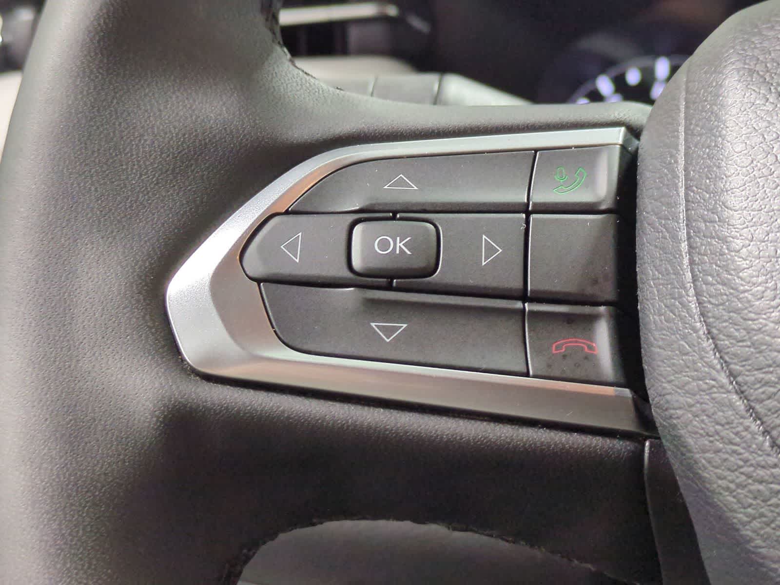 Thumbnail: 2023 Jeep Compass - 23