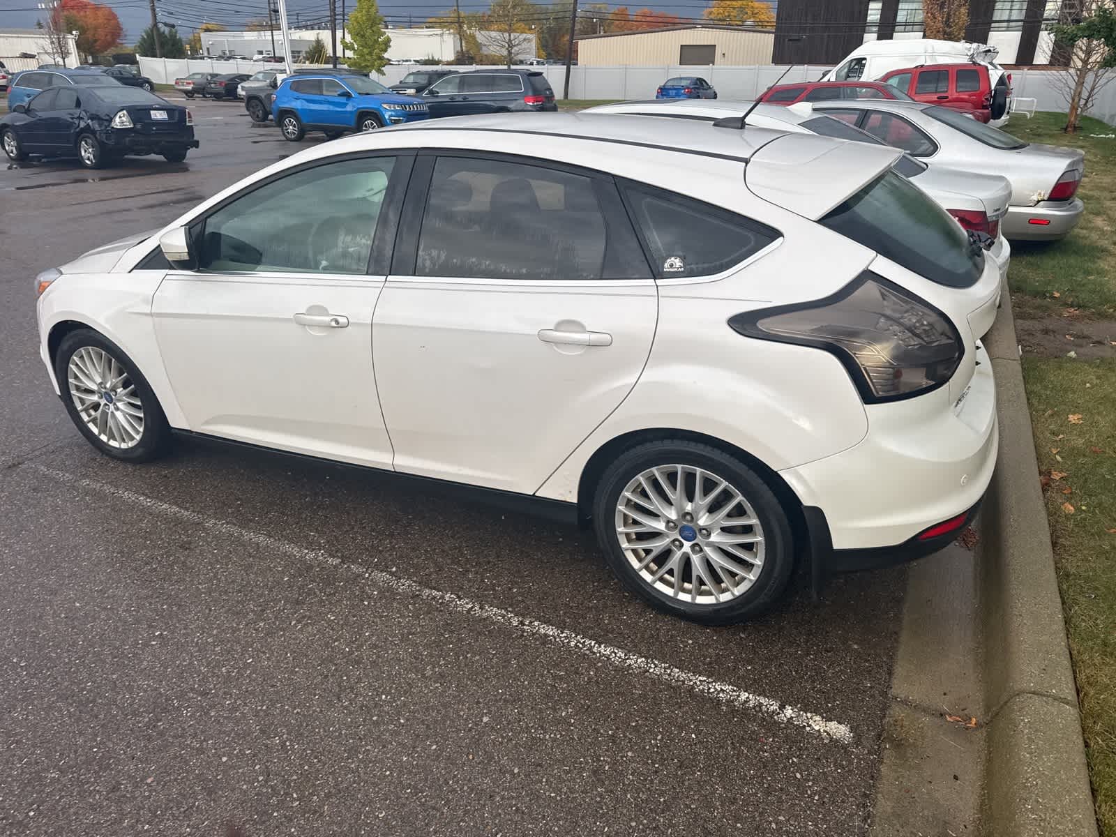 Thumbnail: 2012 Ford Focus - 29