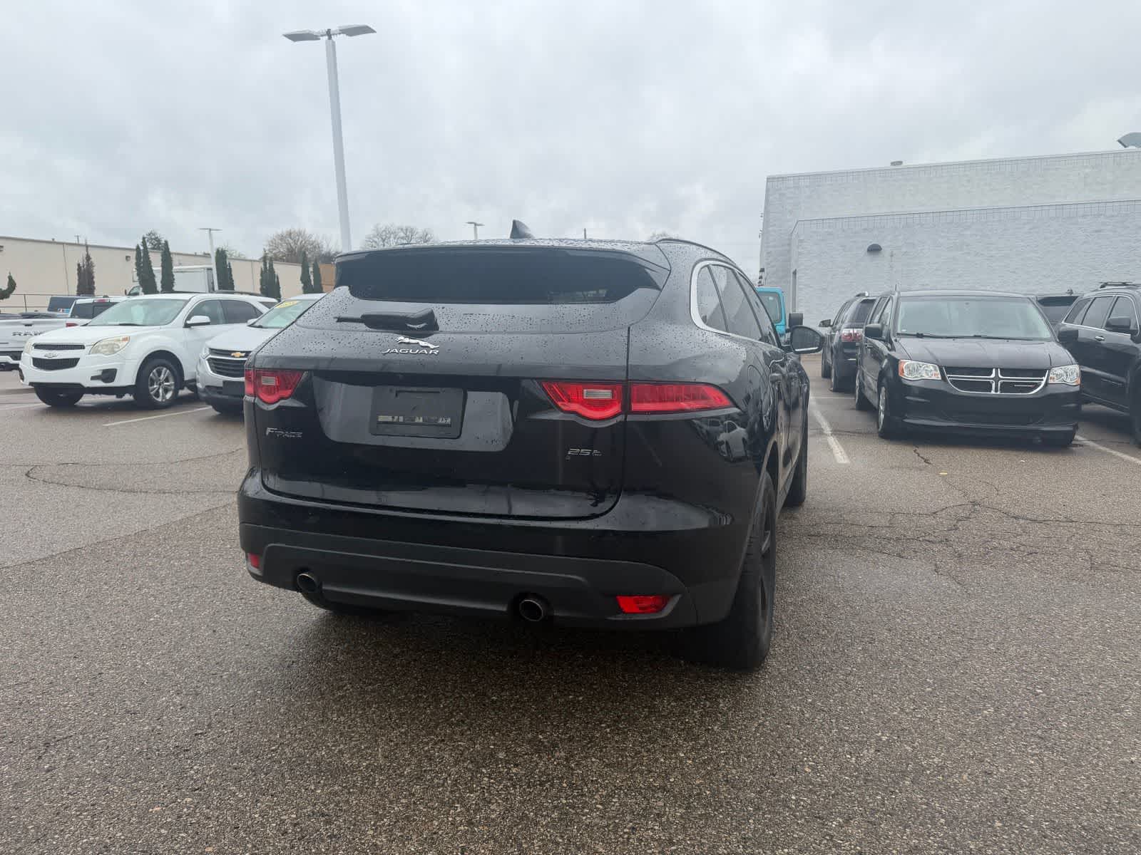 Thumbnail: 2019 Jaguar F-Pace - 20