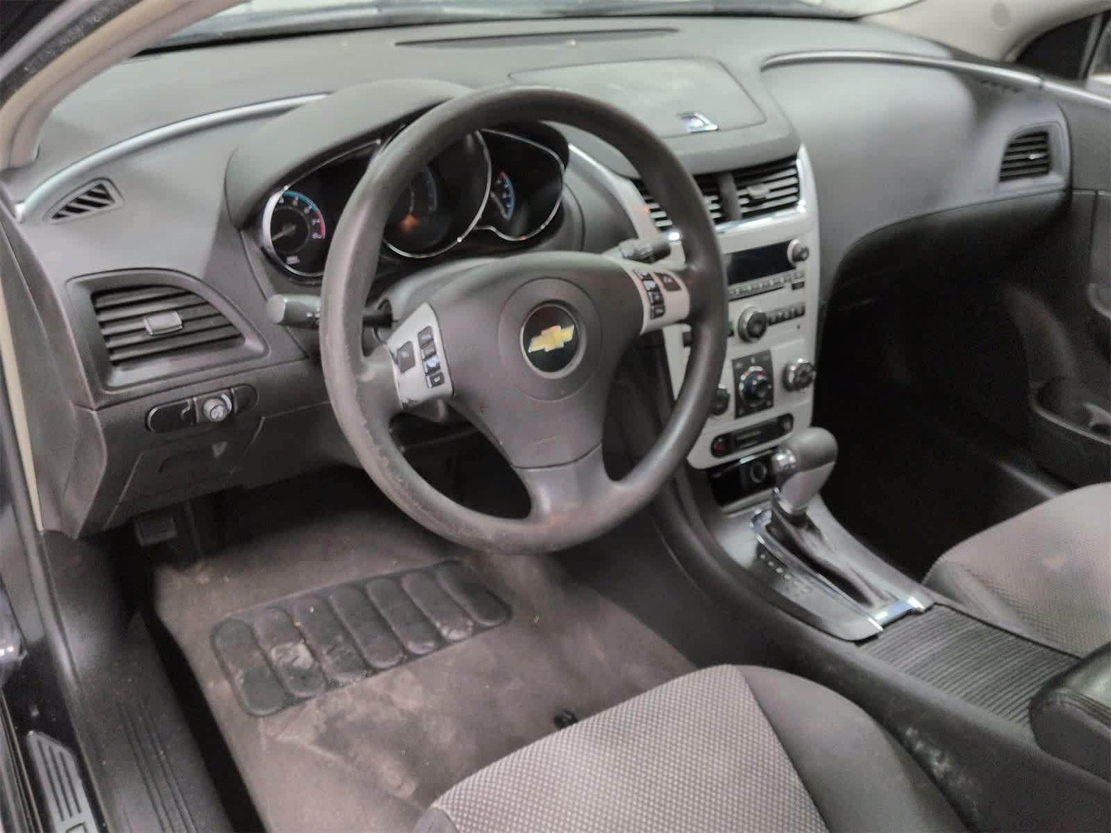 Thumbnail: 2009 Chevrolet Malibu - 10