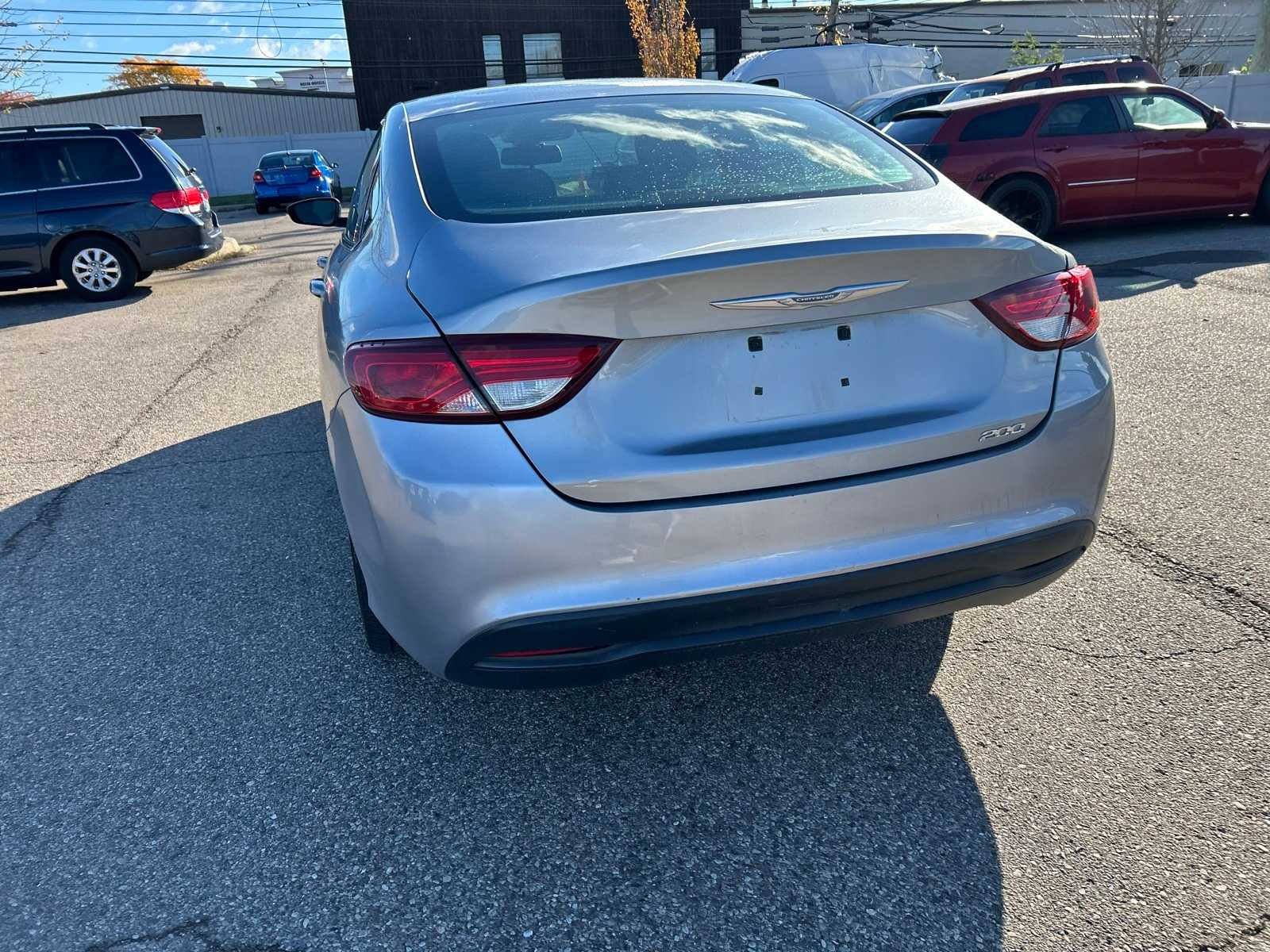 Thumbnail: 2015 Chrysler 200 - 25
