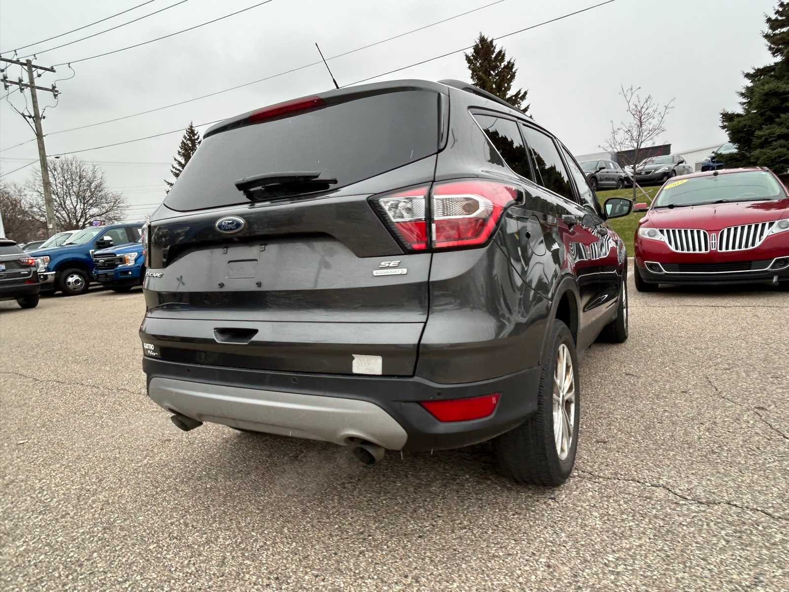 Thumbnail: 2018 Ford Escape - 11