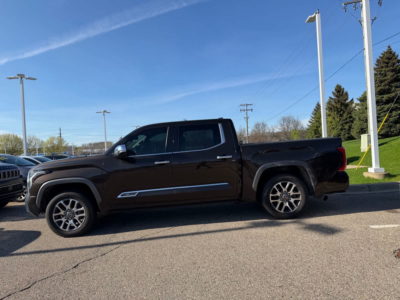 Thumbnail: 2022 Toyota Tundra - 37