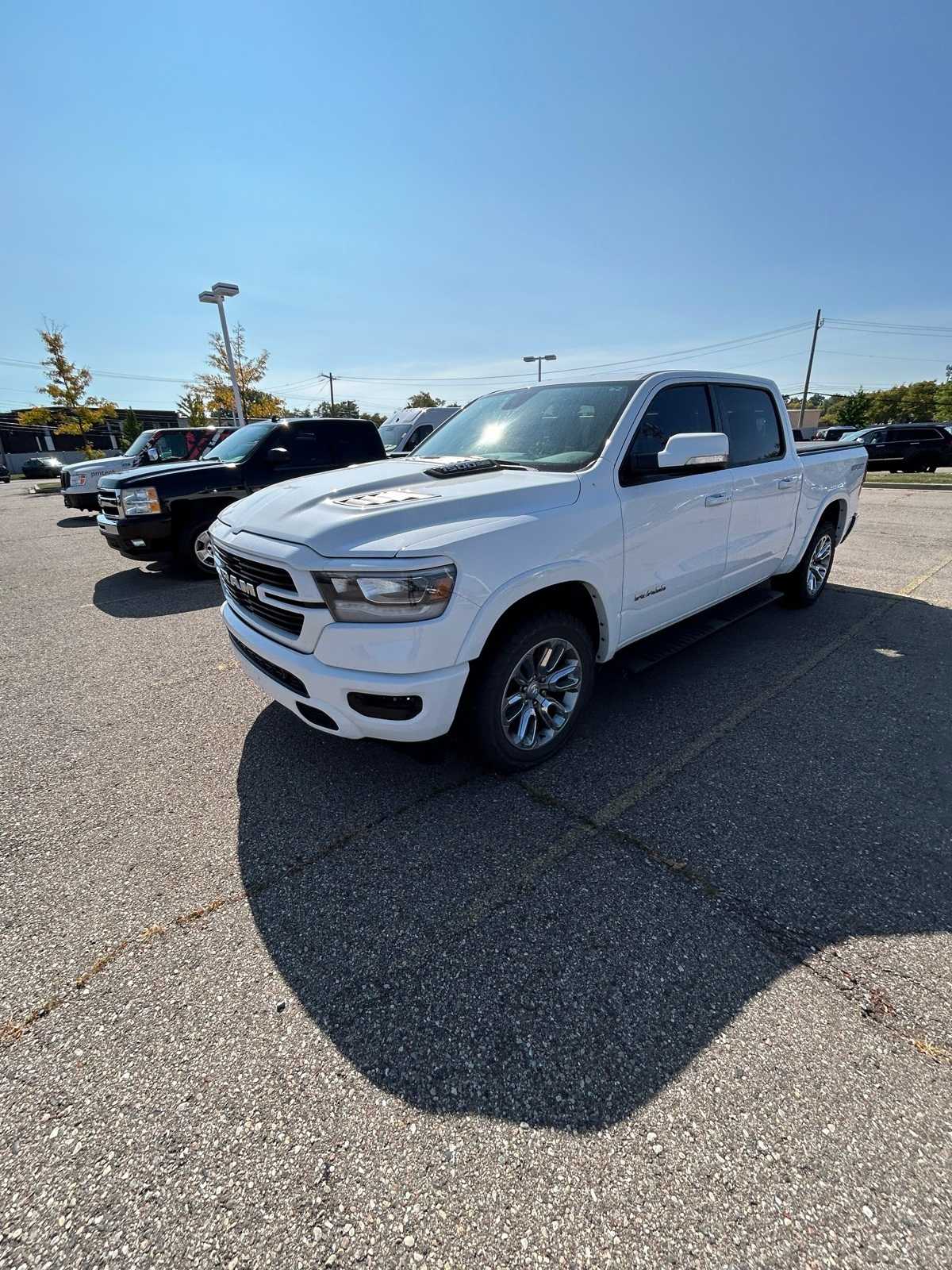 2020 Ram 1500 Laramie photo 4