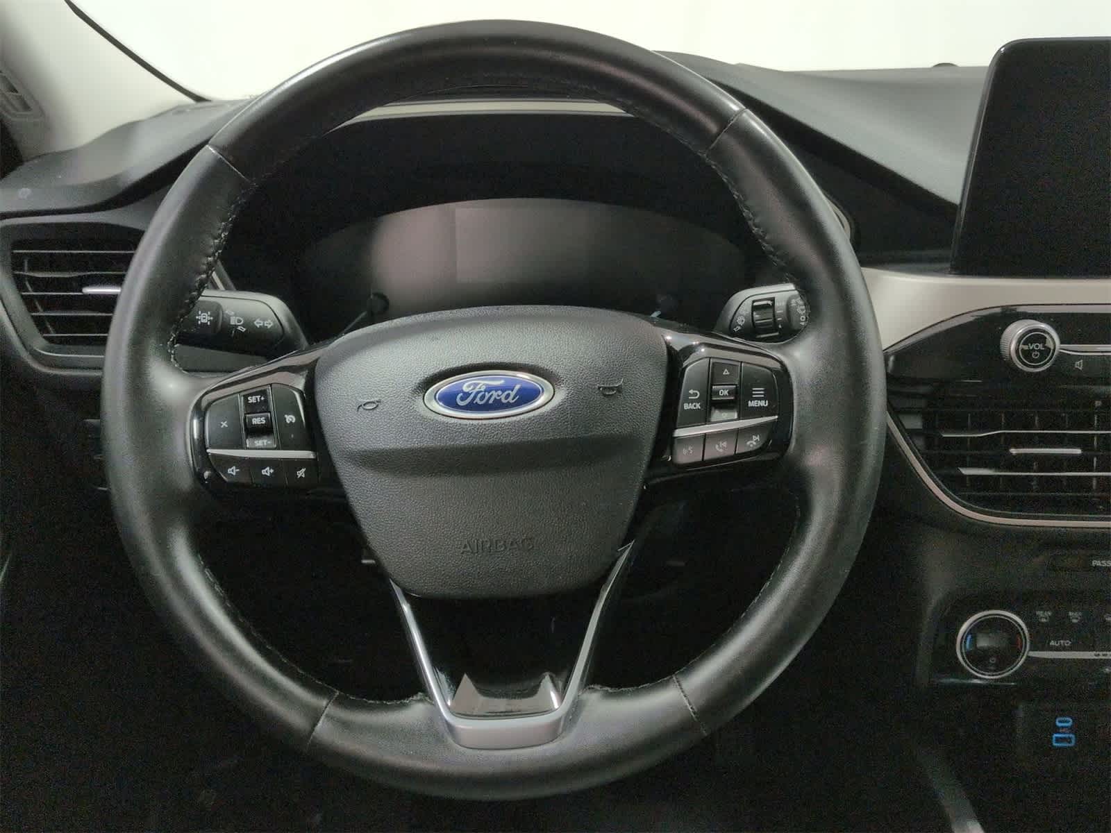 Thumbnail: 2021 Ford Escape - 23