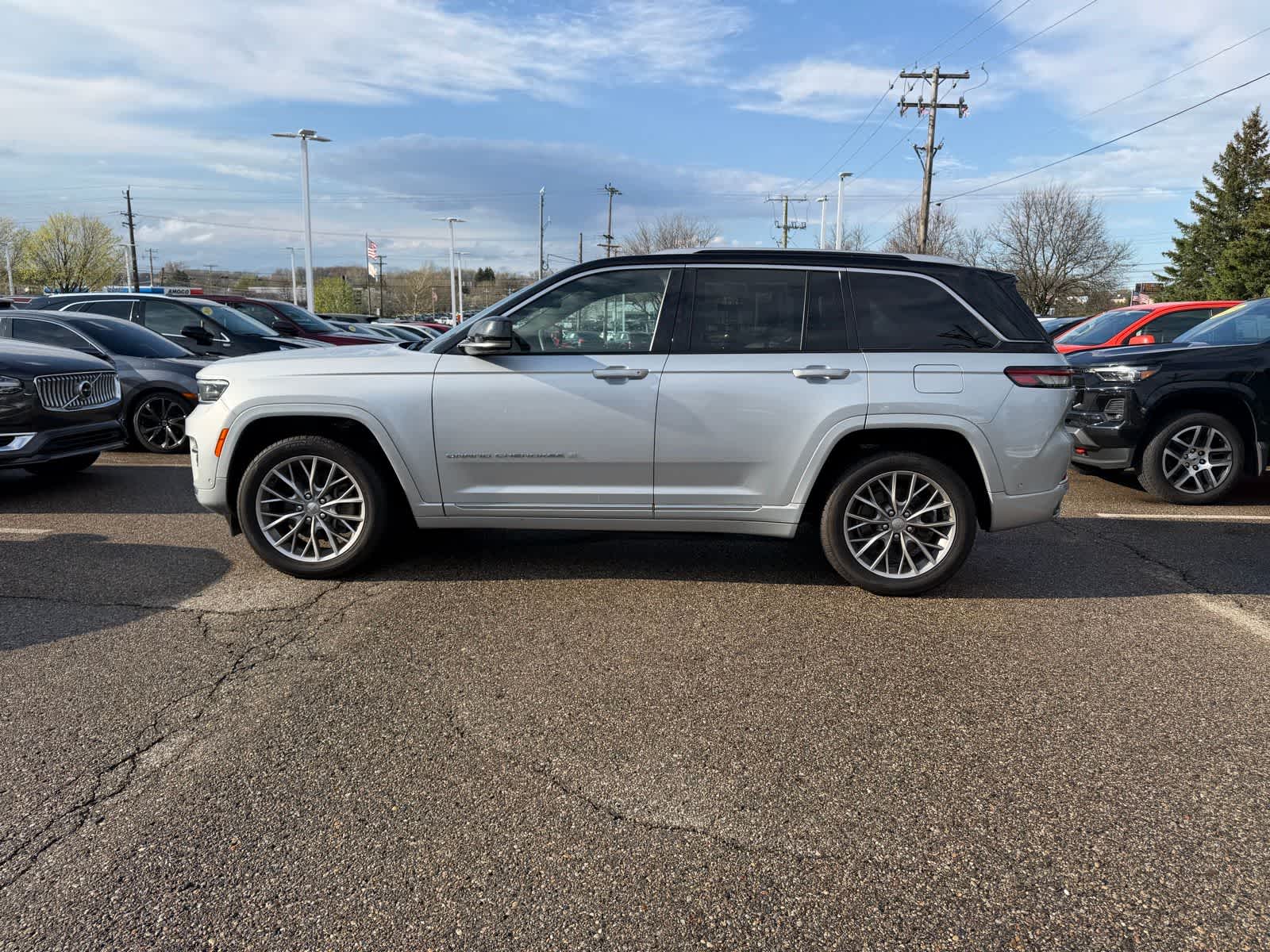 Thumbnail: 2022 Jeep Grand Cherokee - 27