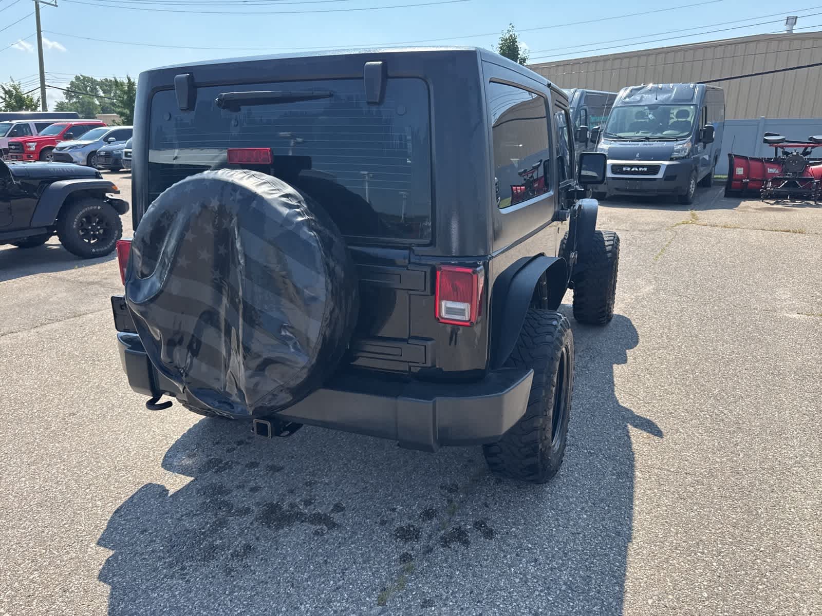 Thumbnail: 2014 Jeep Wrangler - 18
