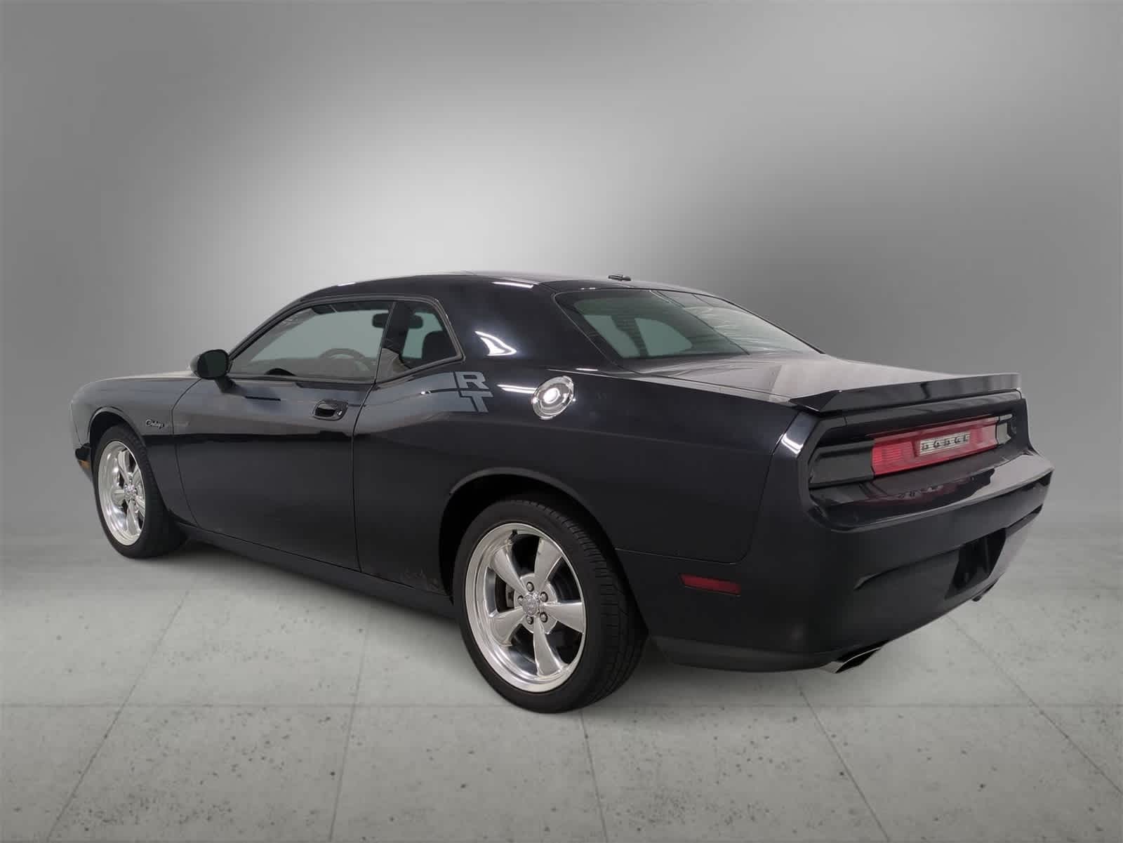 Thumbnail: 2010 Dodge Challenger - 6