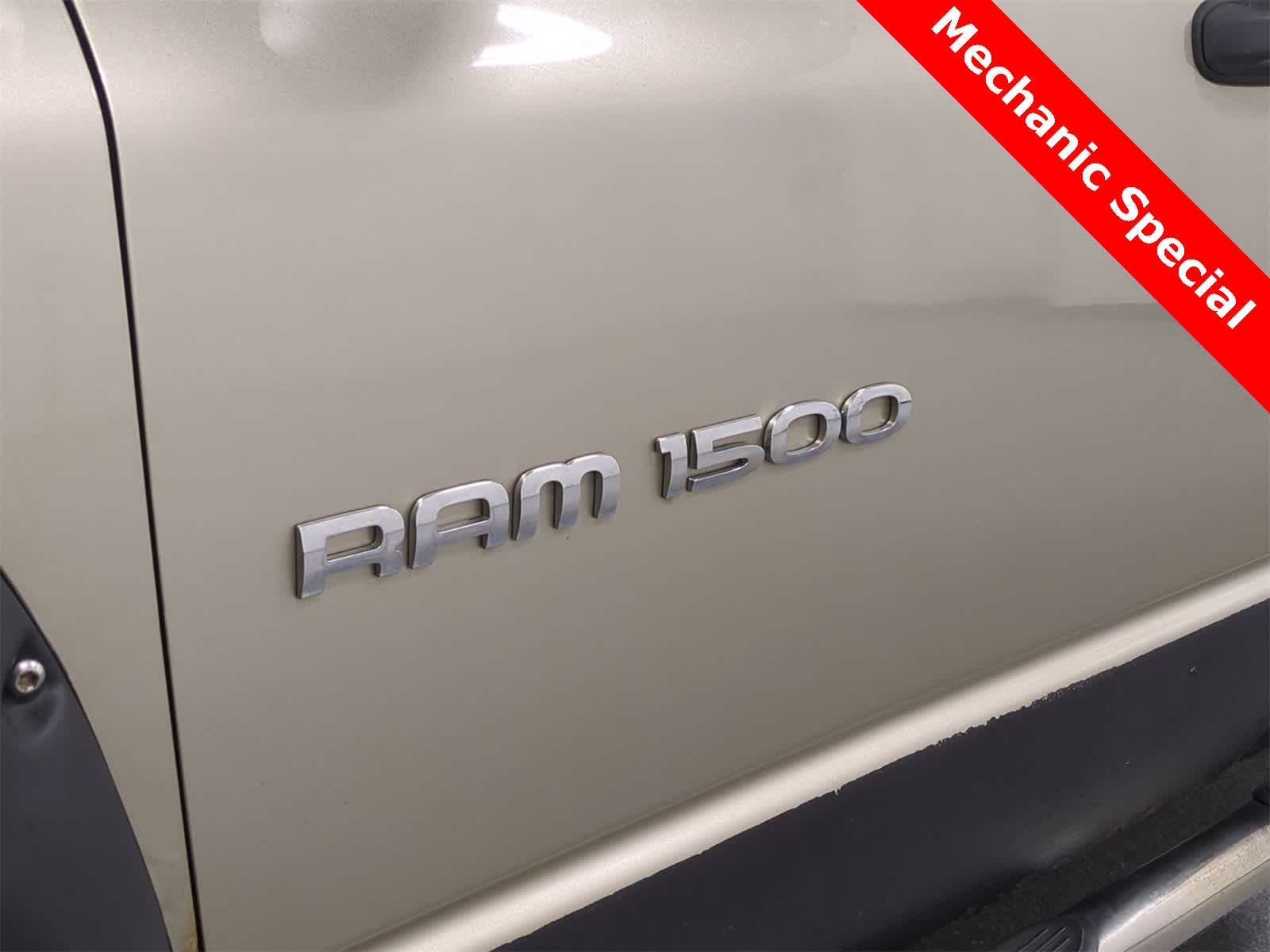 Thumbnail: 2004 Dodge Ram 1500 - 13