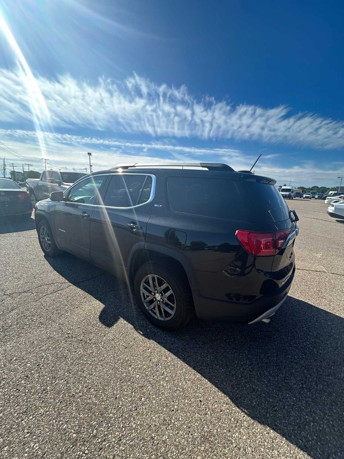 Thumbnail: 2019 GMC Acadia - 21