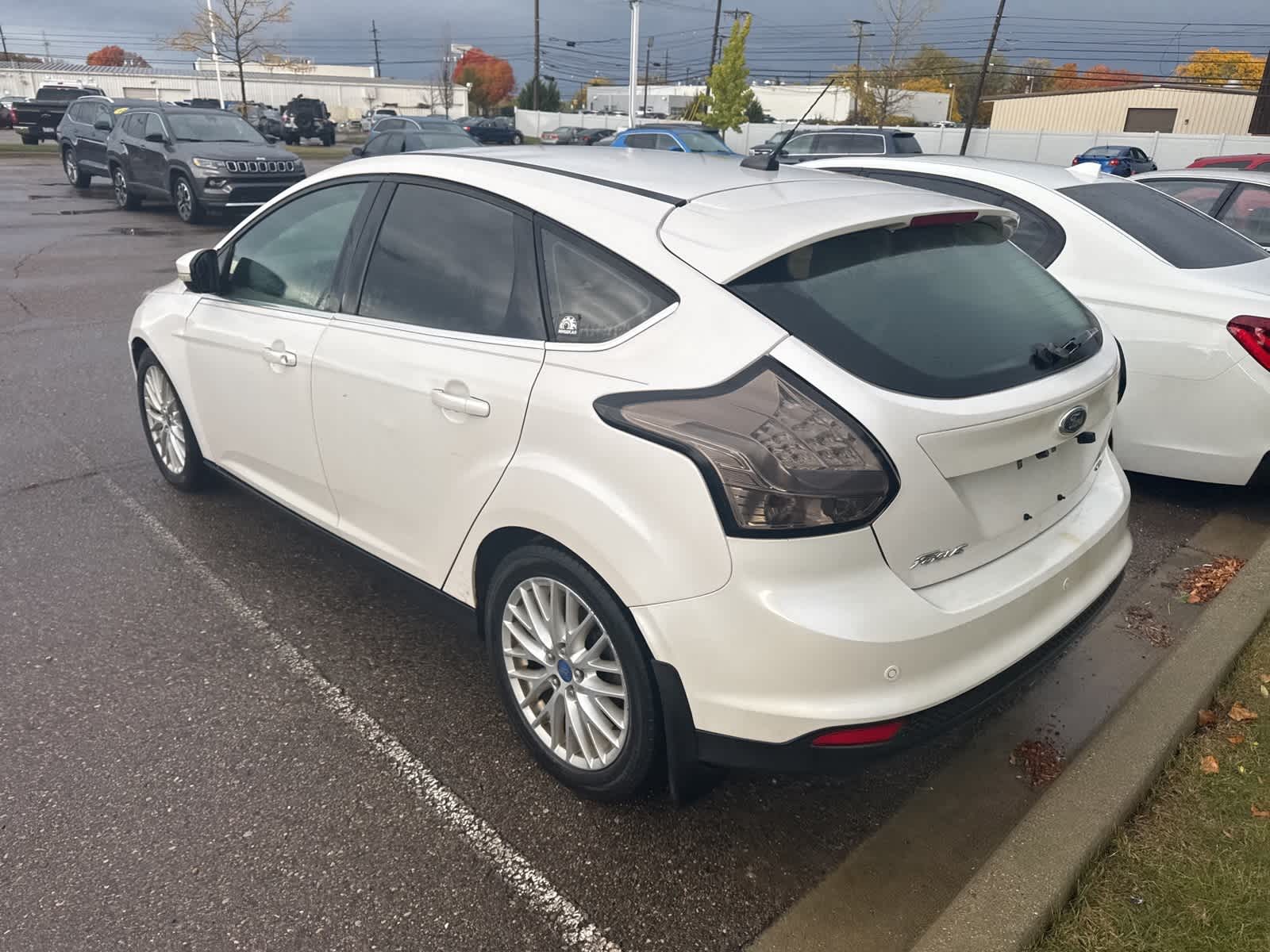 Thumbnail: 2012 Ford Focus - 28