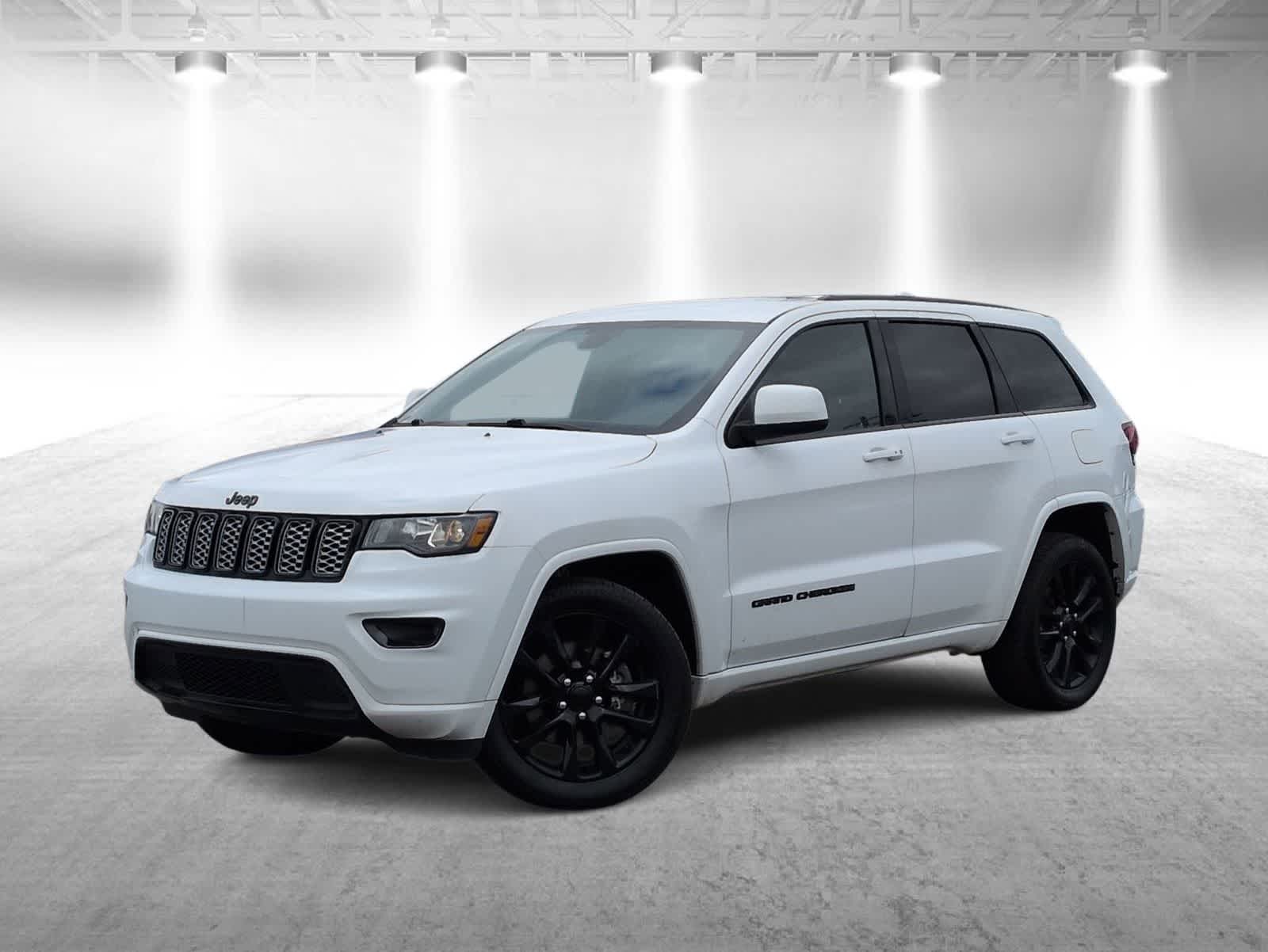 Thumbnail: 2021 Jeep Grand Cherokee - 1