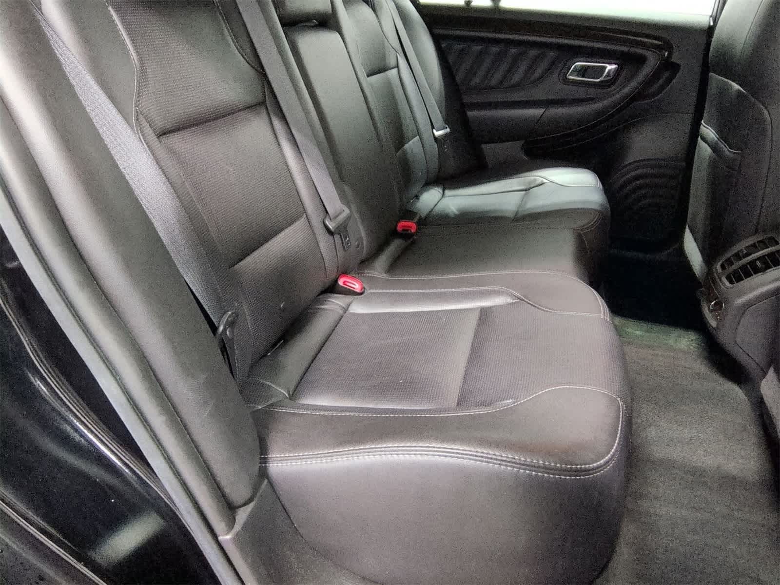 Thumbnail: 2016 Ford Taurus - 22