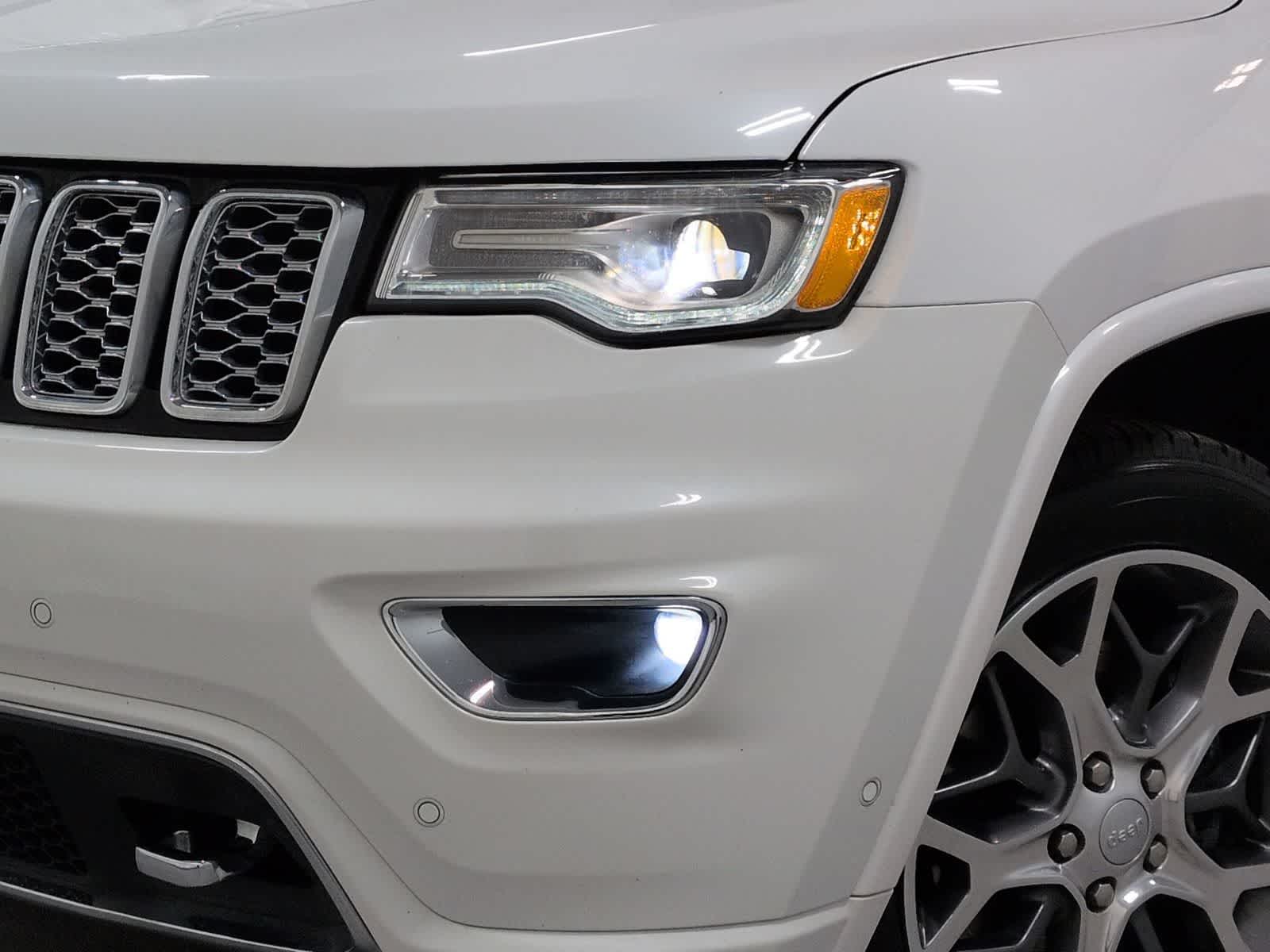 Thumbnail: 2021 Jeep Grand Cherokee - 11