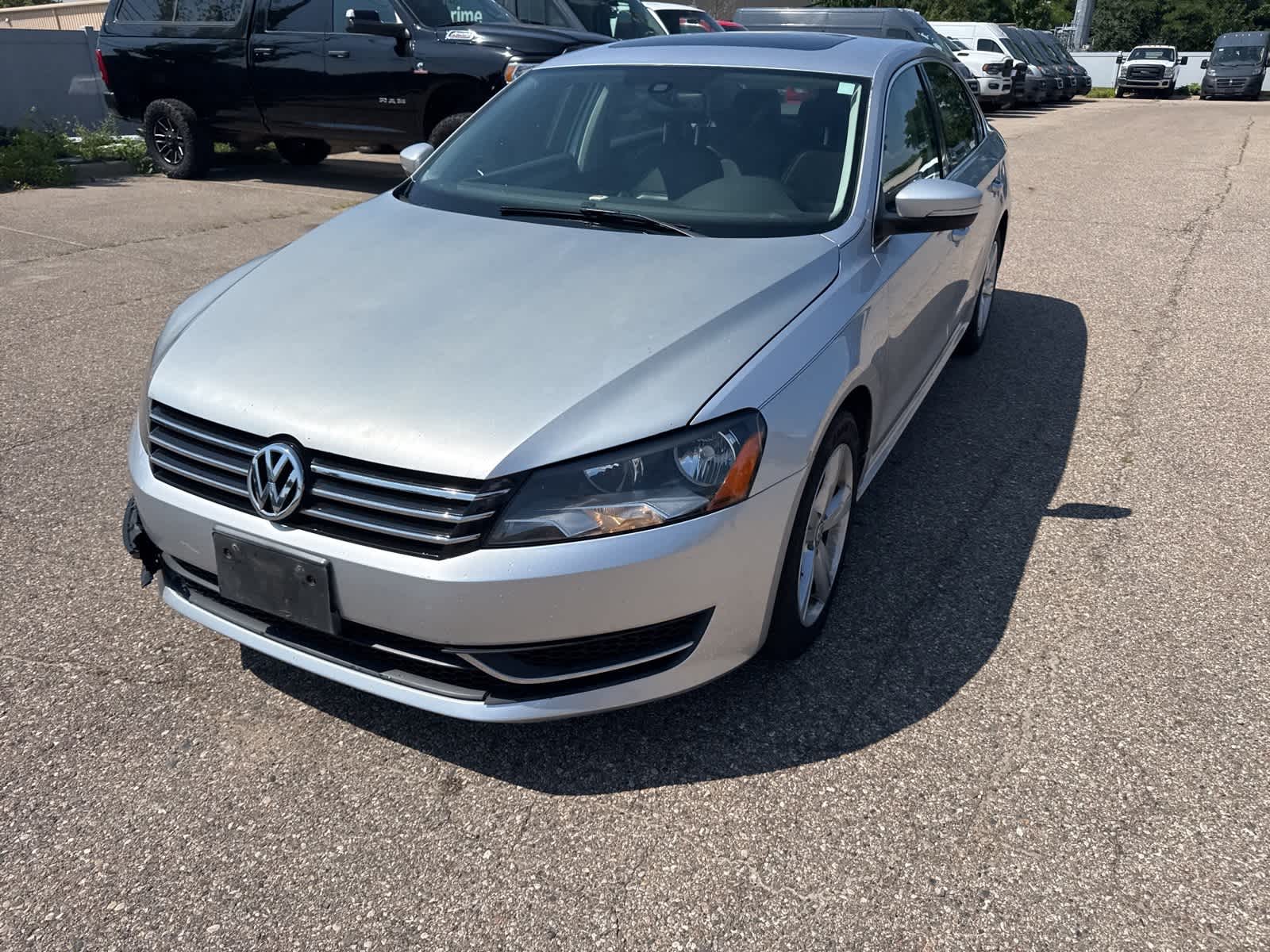 Used 2013 Volkswagen Passat SE with VIN 1VWBP7A36DC041403 for sale in Farmington Hills, MI