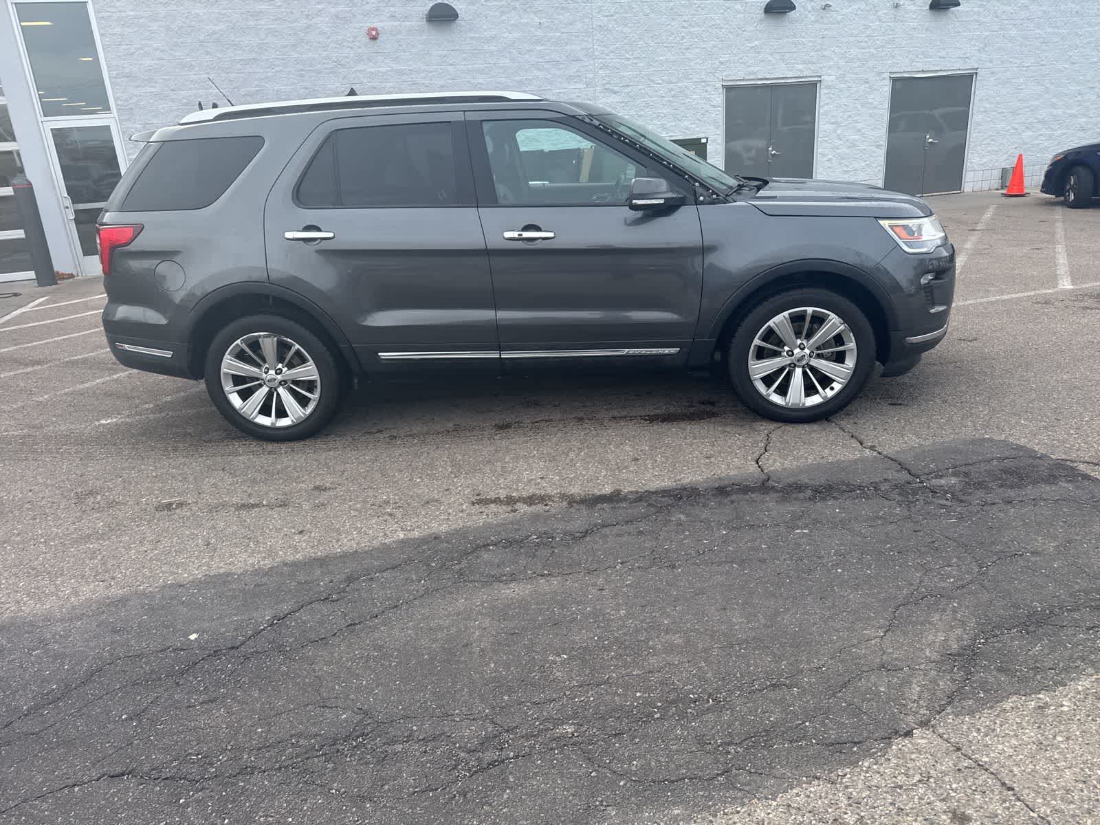 Thumbnail: 2019 Ford Explorer - 10