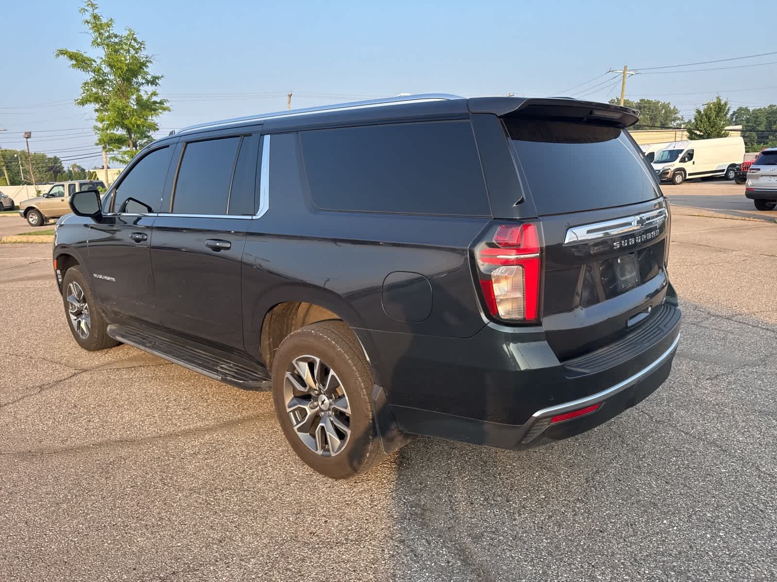 Thumbnail: 2022 Chevrolet Suburban - 20