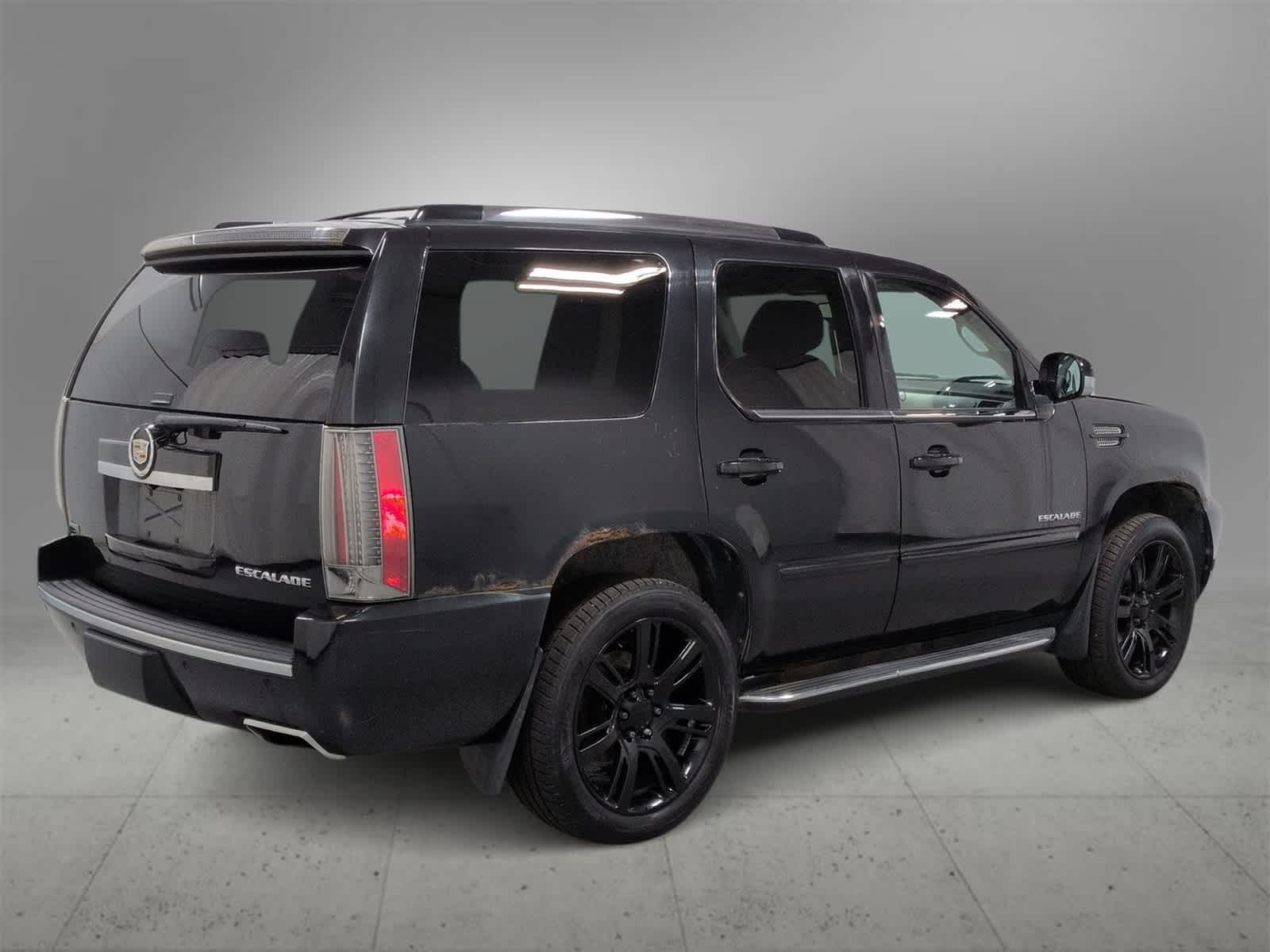 Thumbnail: 2012 Cadillac Escalade - 8