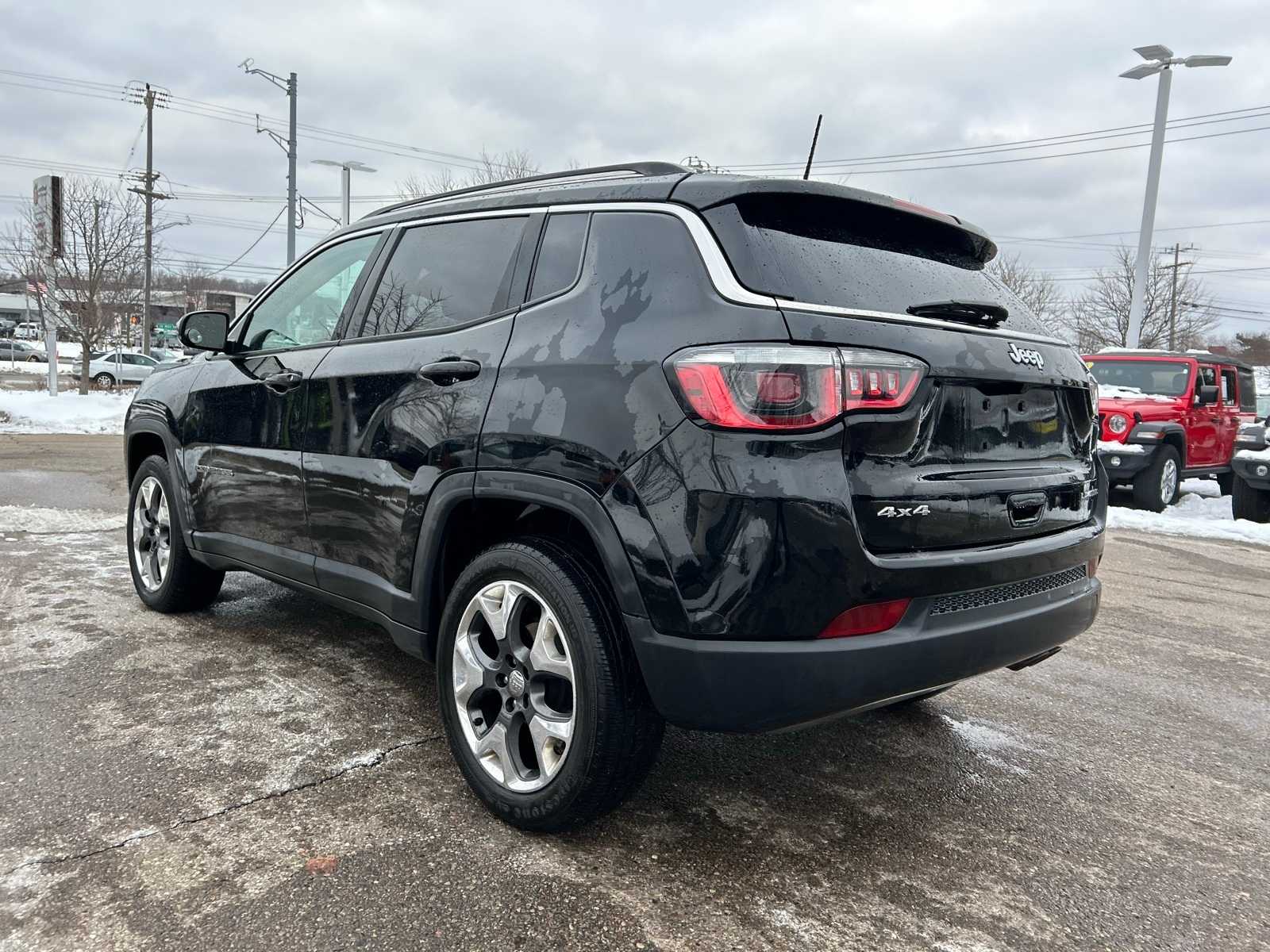 Thumbnail: 2018 Jeep Compass - 17