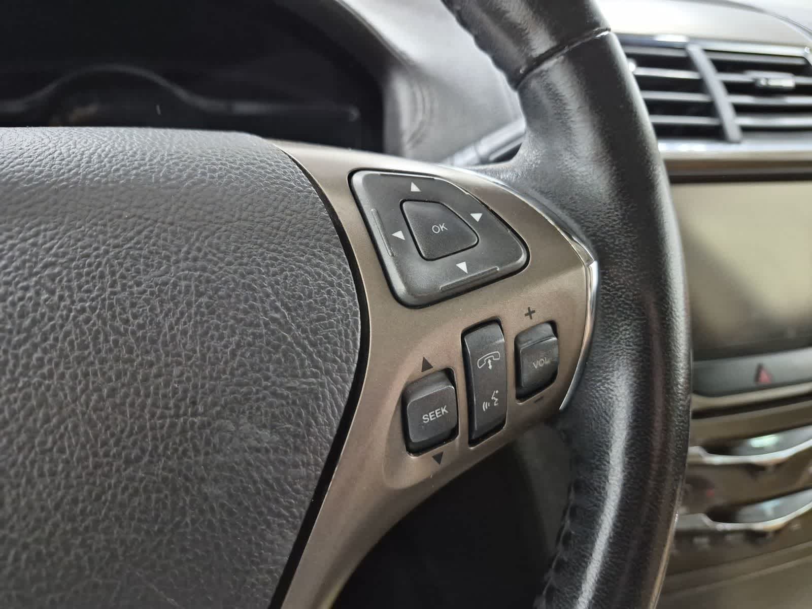 Thumbnail: 2013 Lincoln MKX - 33