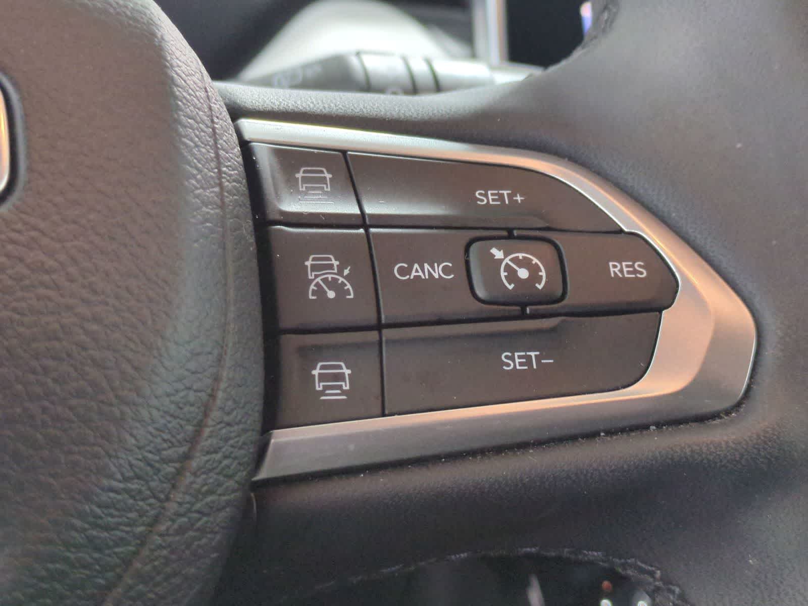 Thumbnail: 2023 Jeep Compass - 24