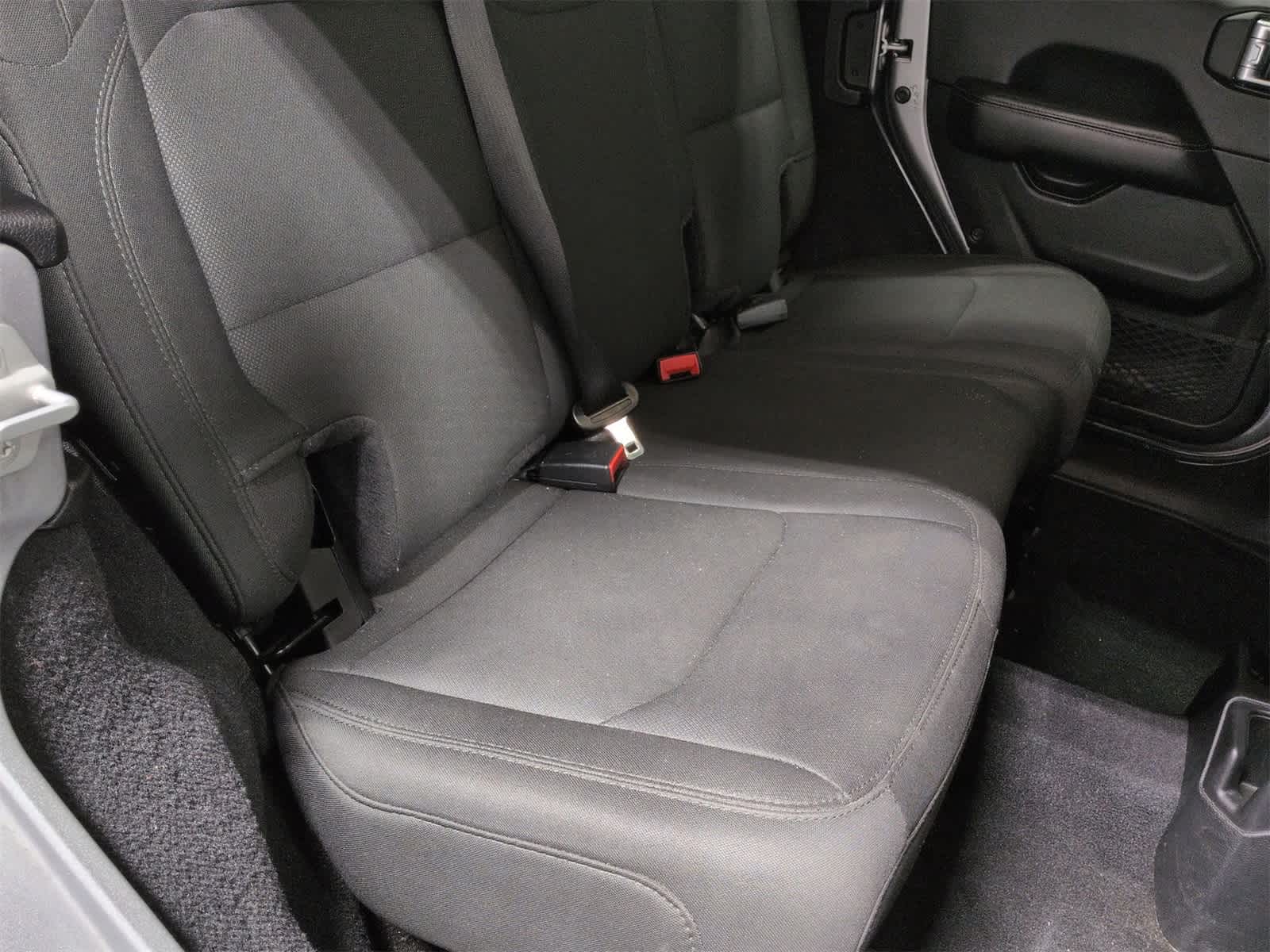 Thumbnail: 2019 Jeep Wrangler - 21