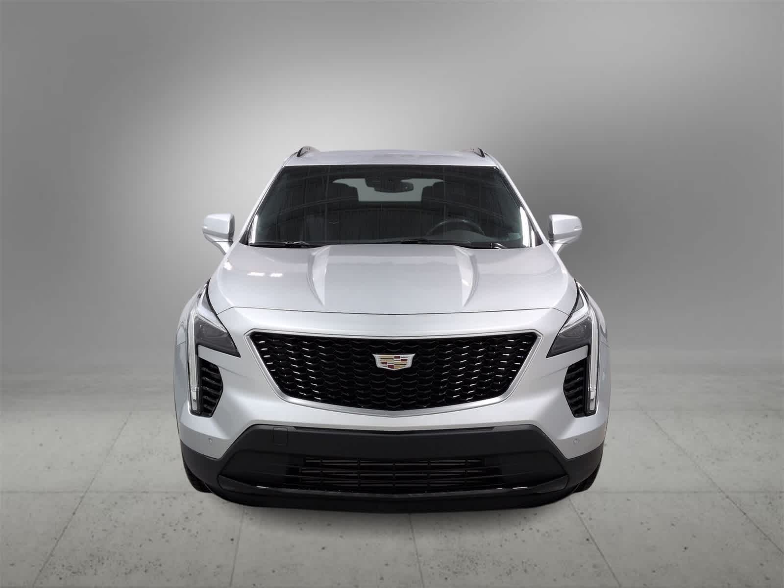 Thumbnail: 2022 Cadillac XT4 - 3