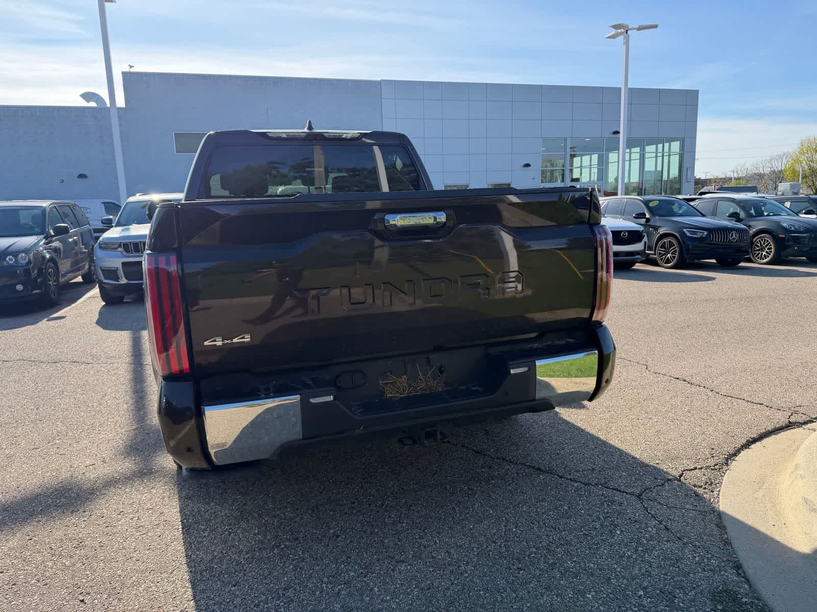 Thumbnail: 2022 Toyota Tundra - 27