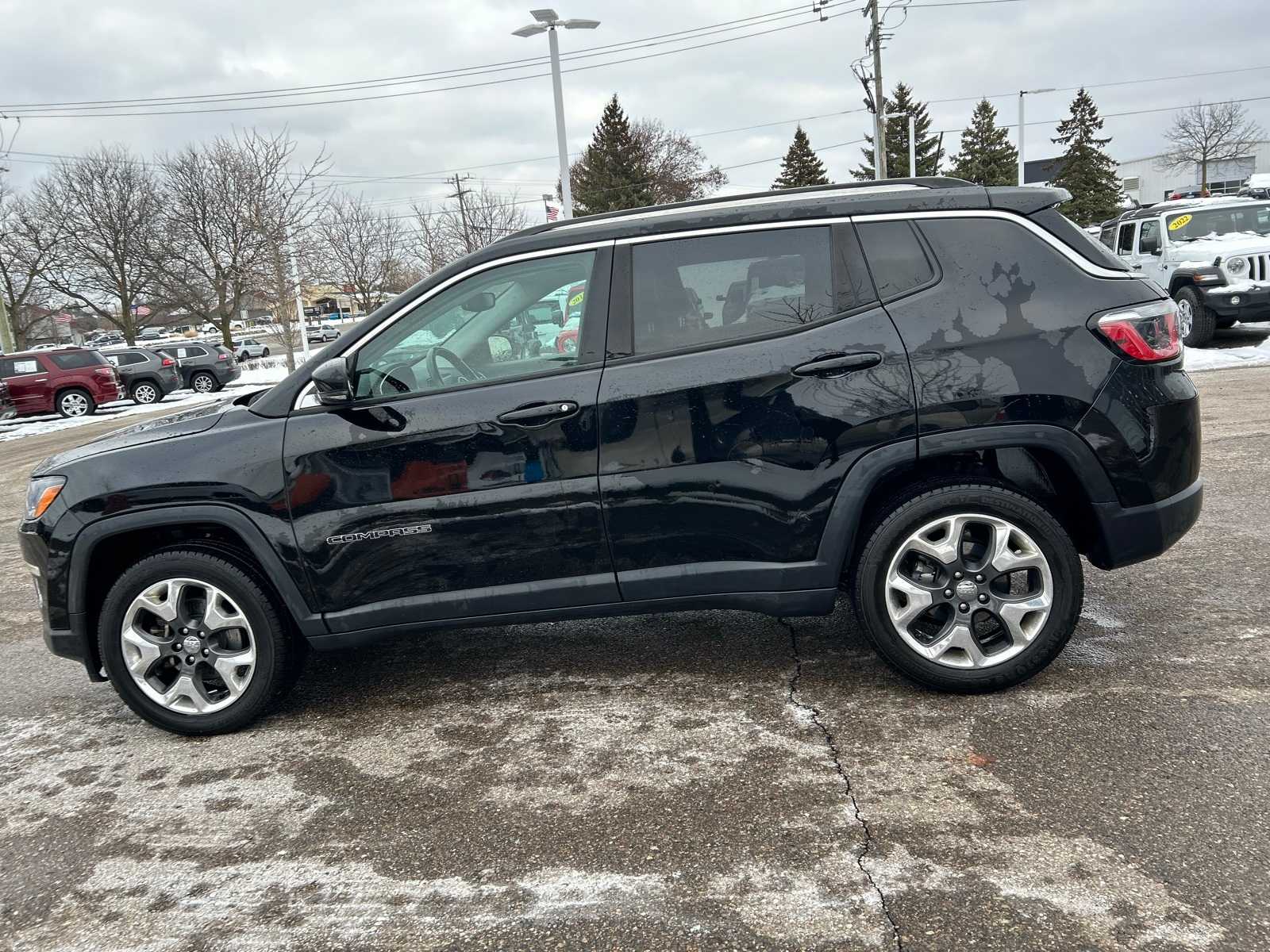 Thumbnail: 2018 Jeep Compass - 20