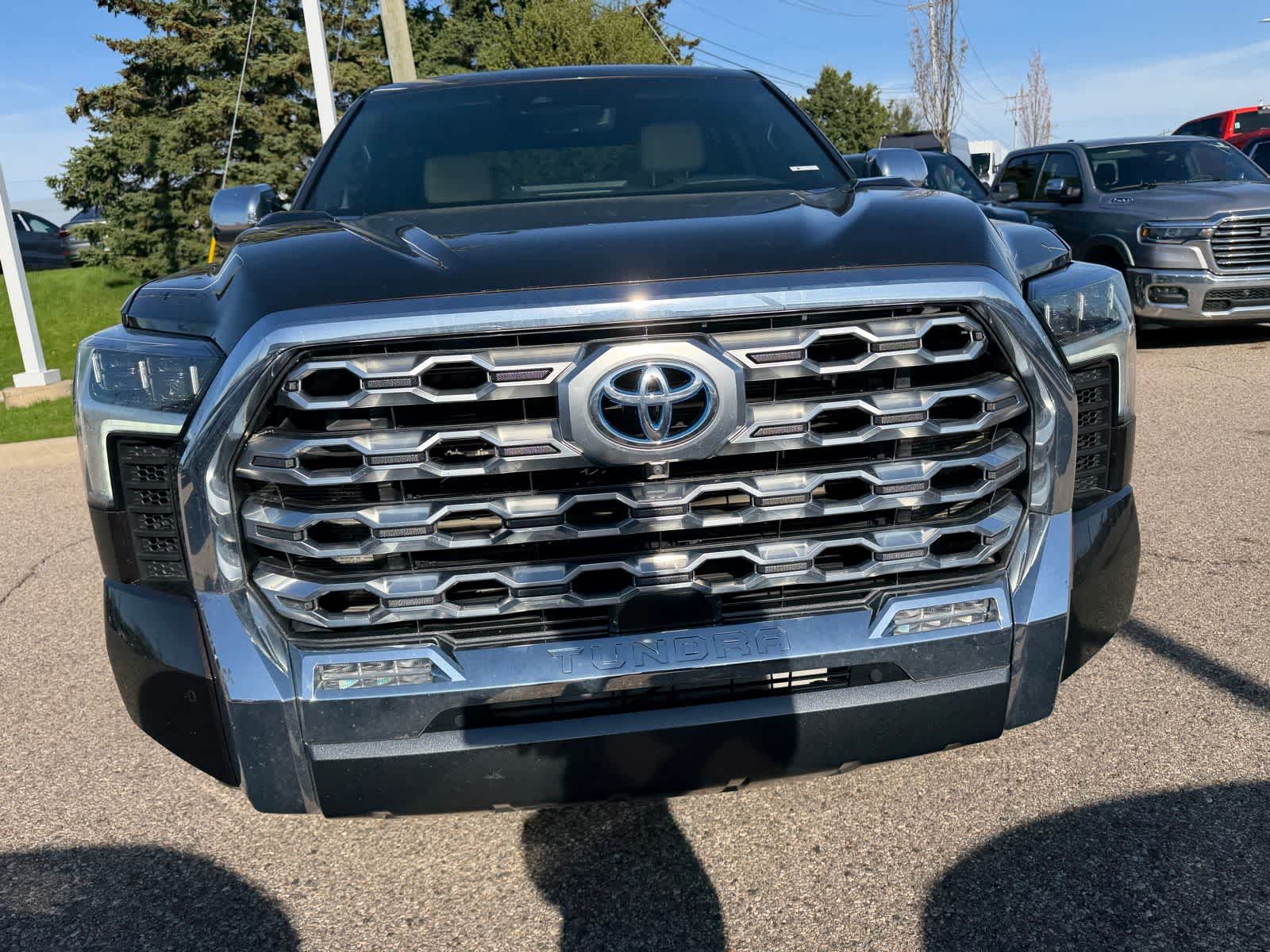 Thumbnail: 2022 Toyota Tundra - 7