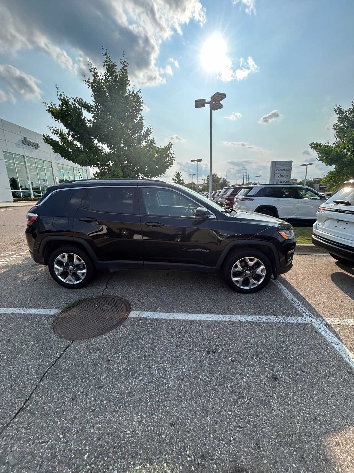 Thumbnail: 2020 Jeep Compass - 9