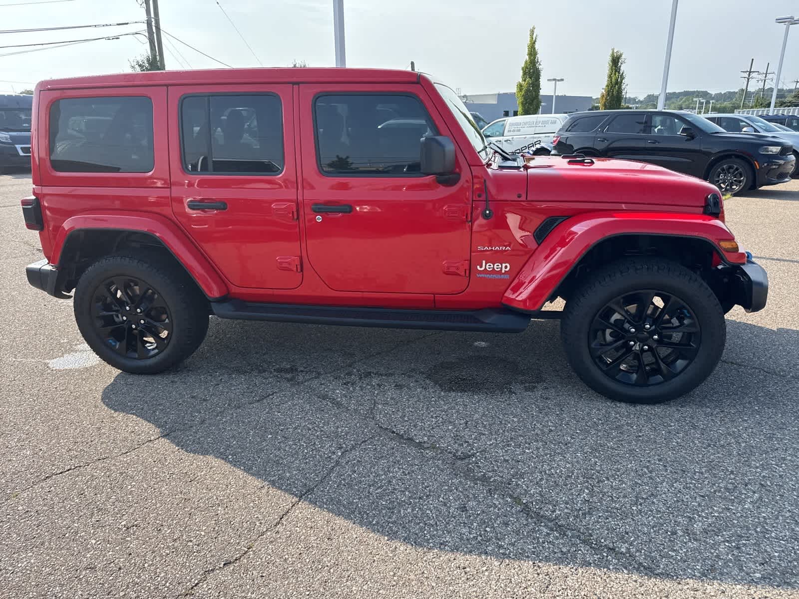 Thumbnail: 2022 Jeep Wrangler - 11