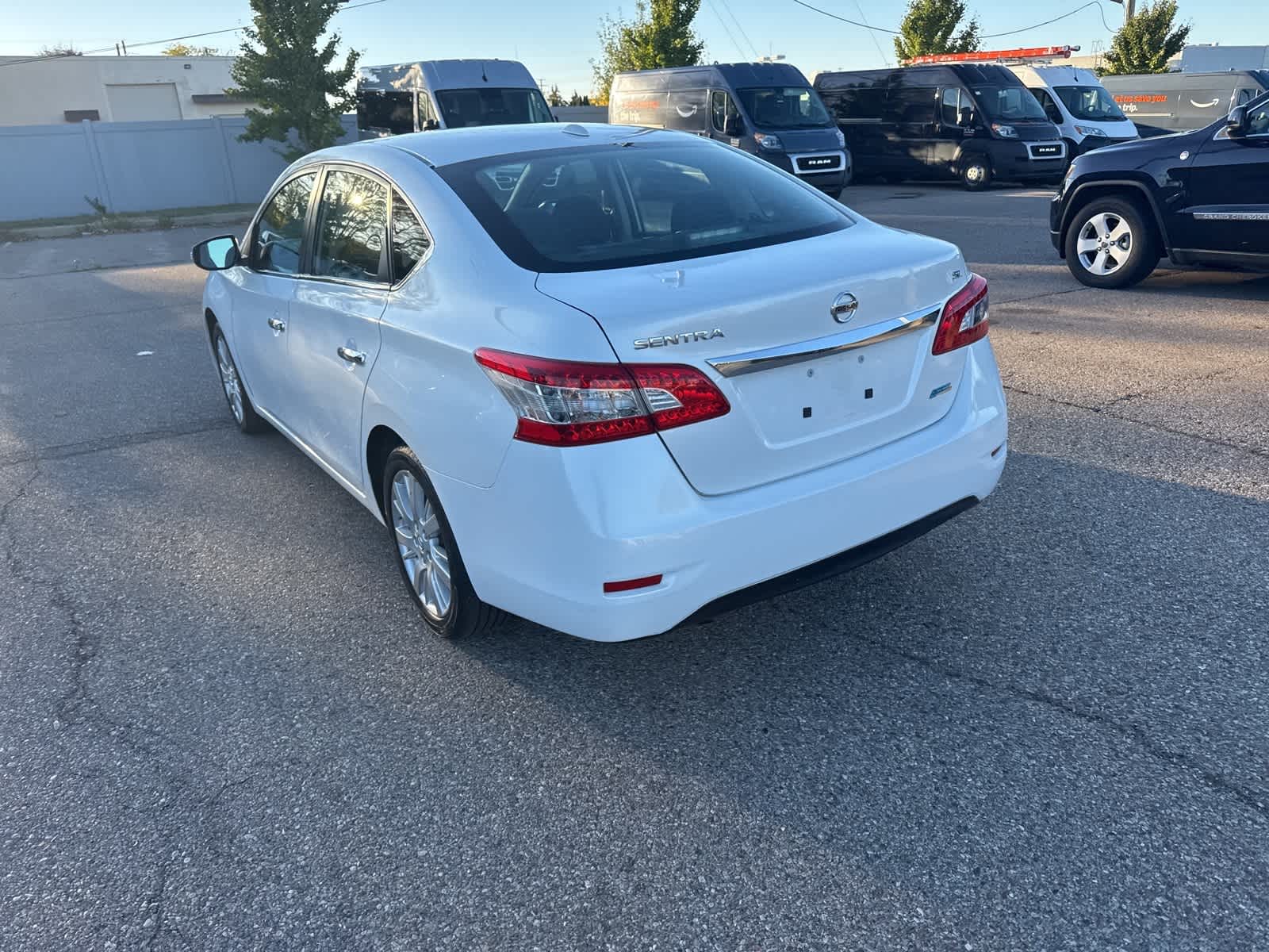 Thumbnail: 2013 Nissan Sentra - 18