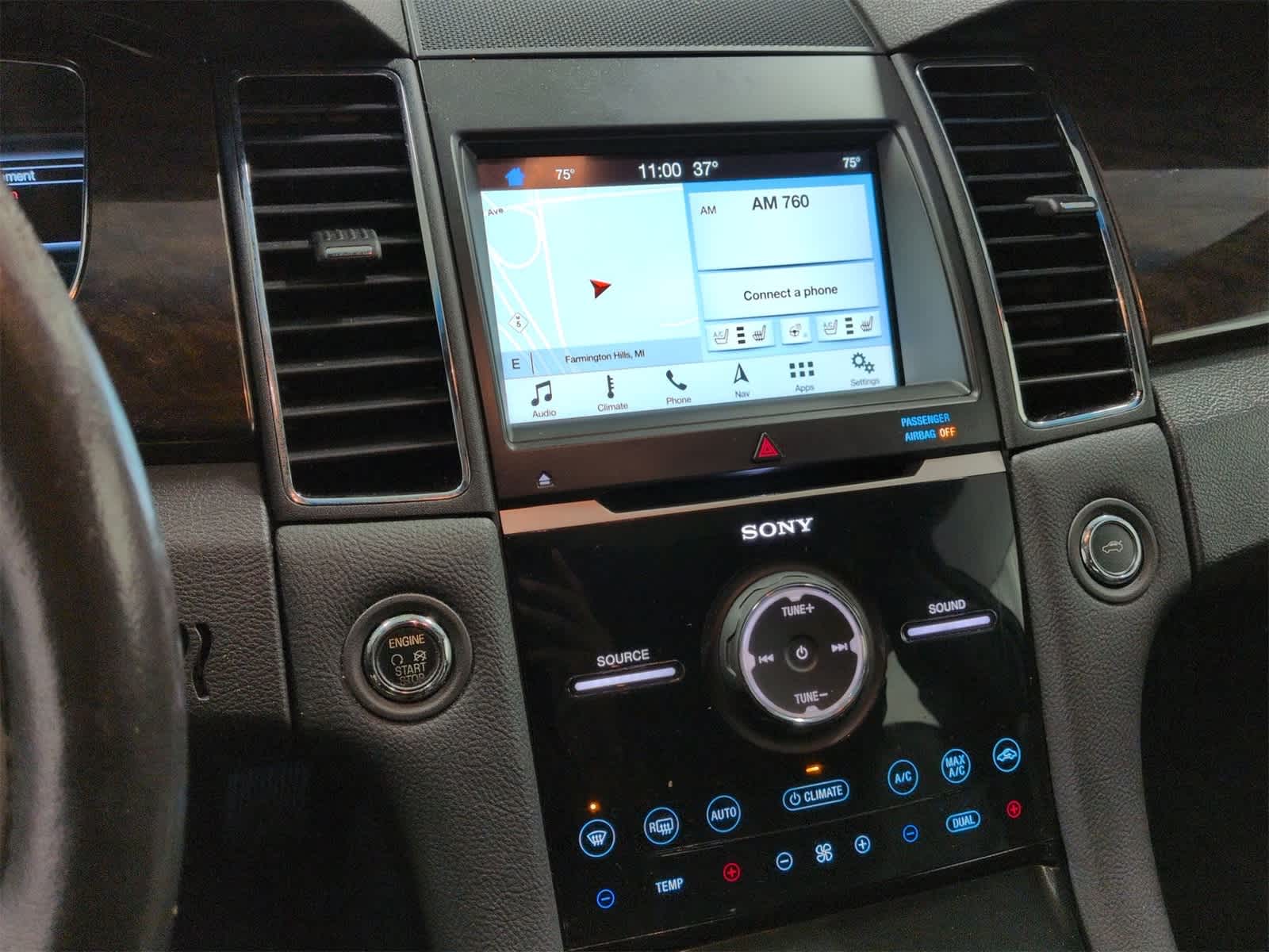 Thumbnail: 2016 Ford Taurus - 30