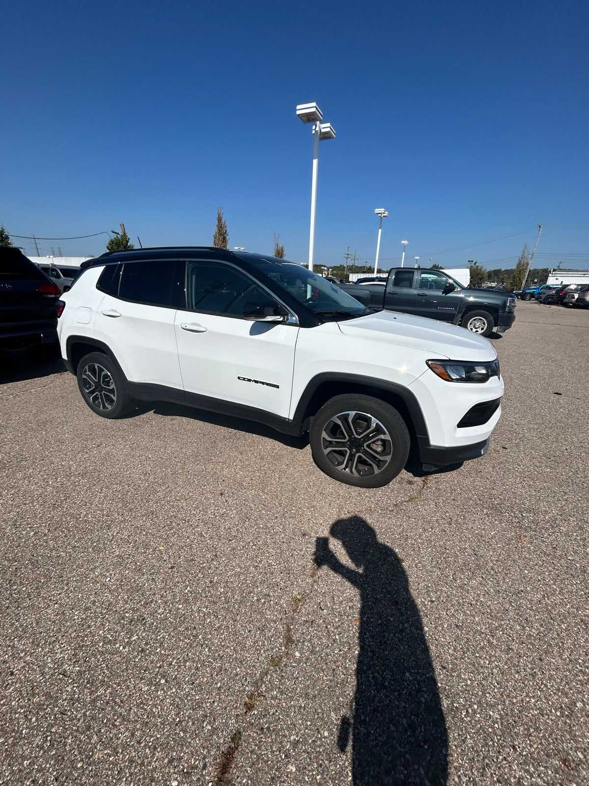 Thumbnail: 2022 Jeep Compass - 8
