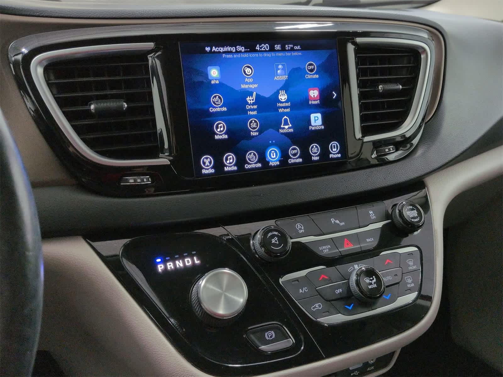 Thumbnail: 2017 Chrysler Pacifica - 29