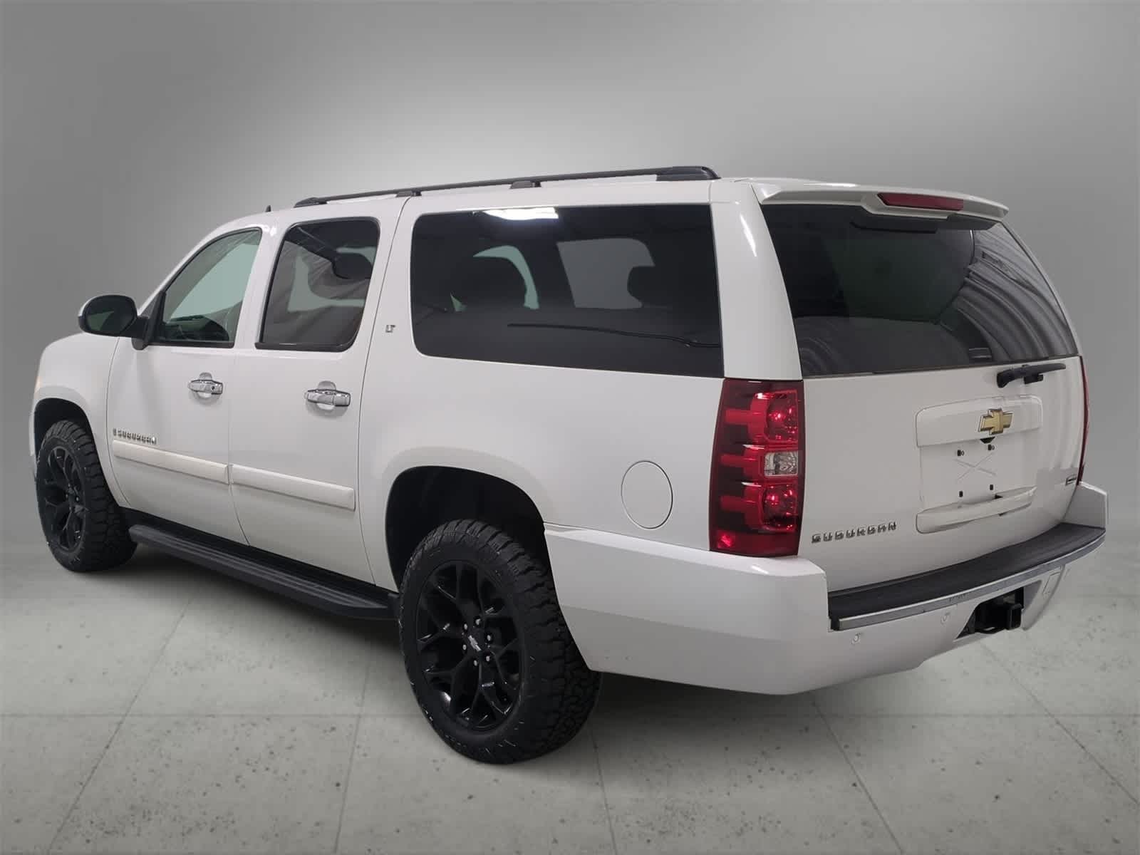 Thumbnail: 2008 Chevrolet Suburban - 6