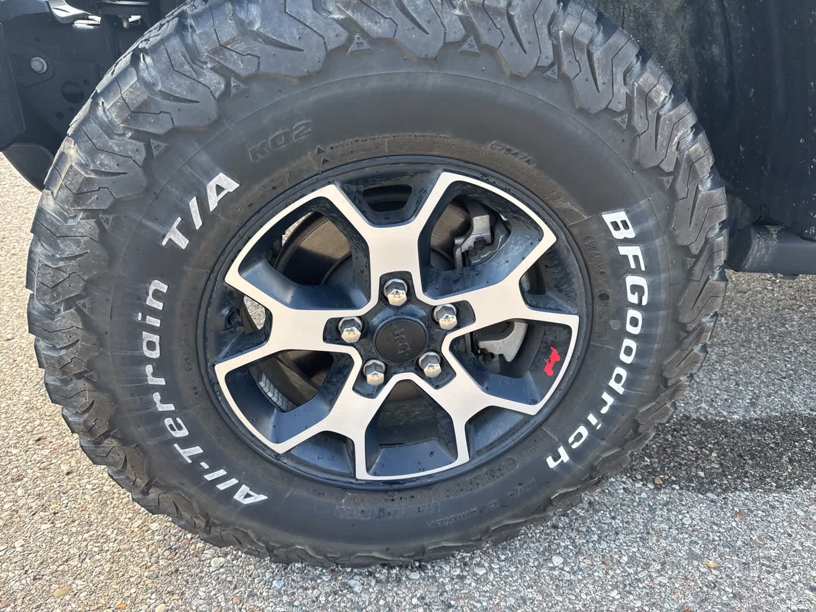 Thumbnail: 2021 Jeep Wrangler - 28