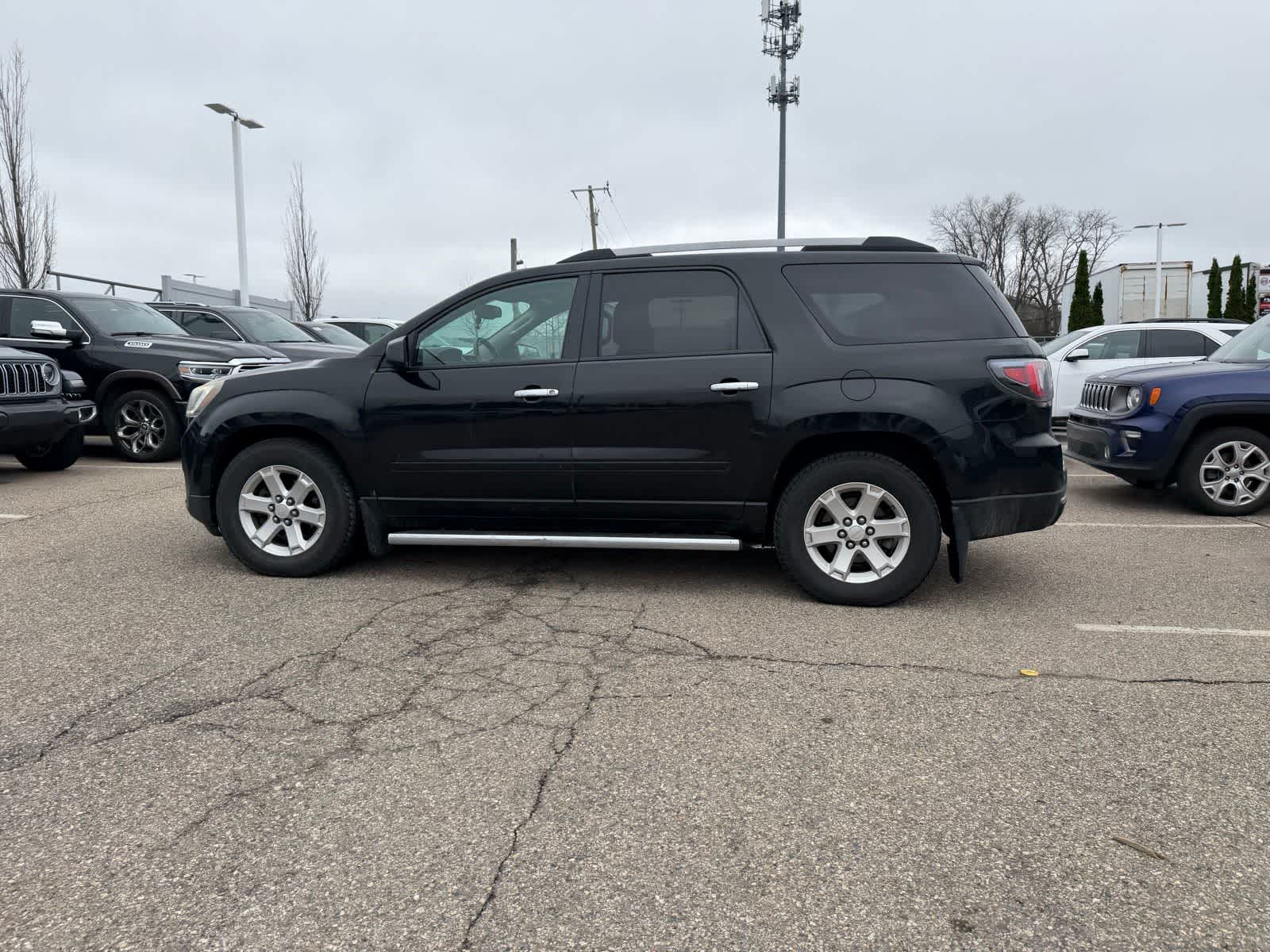 Thumbnail: 2016 GMC Acadia - 31