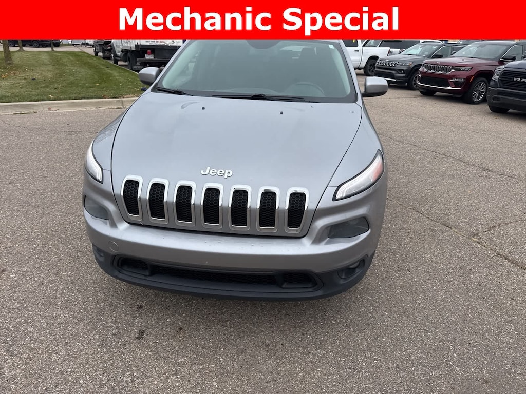 Used 2014 Jeep Cherokee Latitude SUV