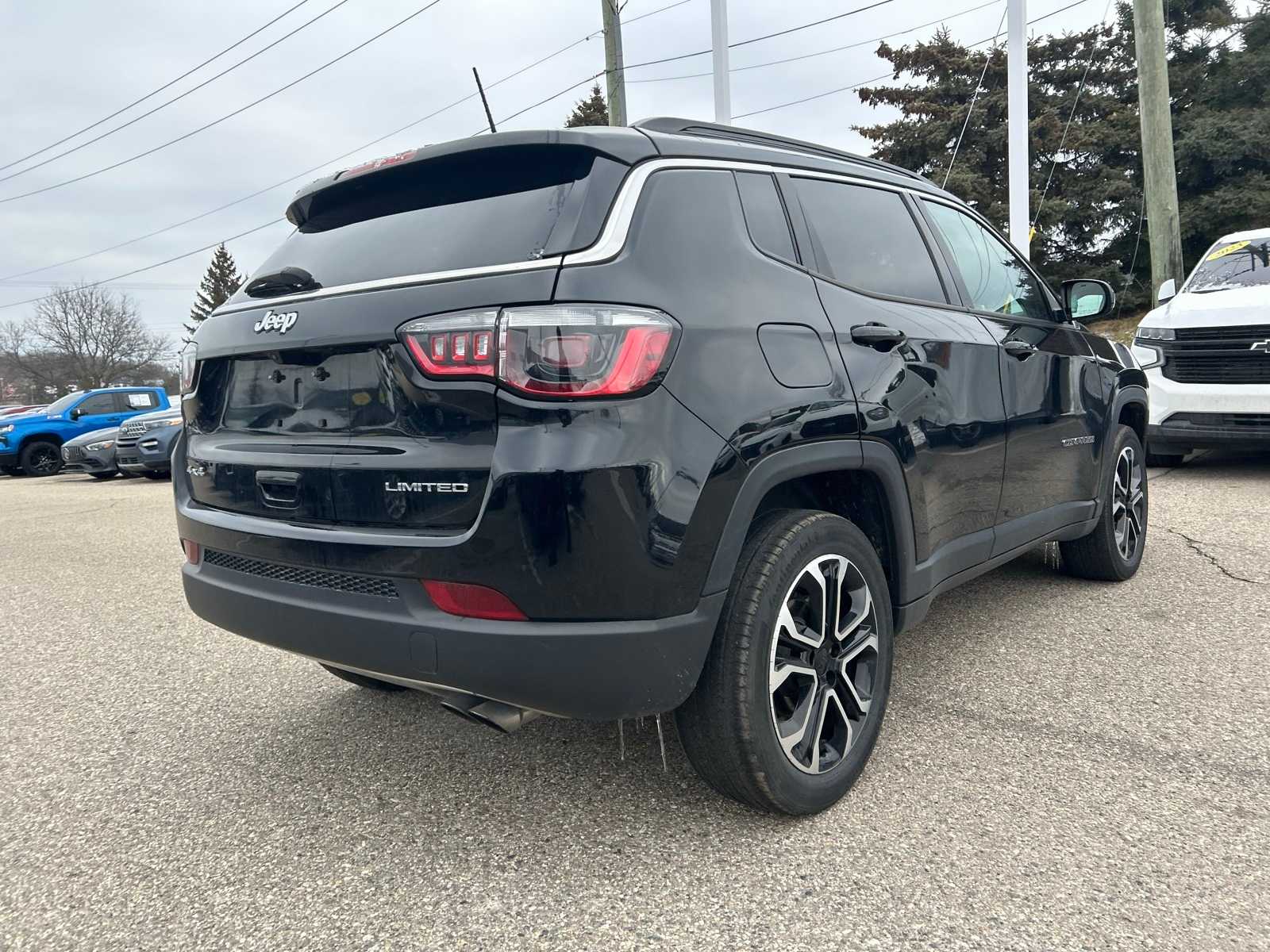 Thumbnail: 2022 Jeep Compass - 18