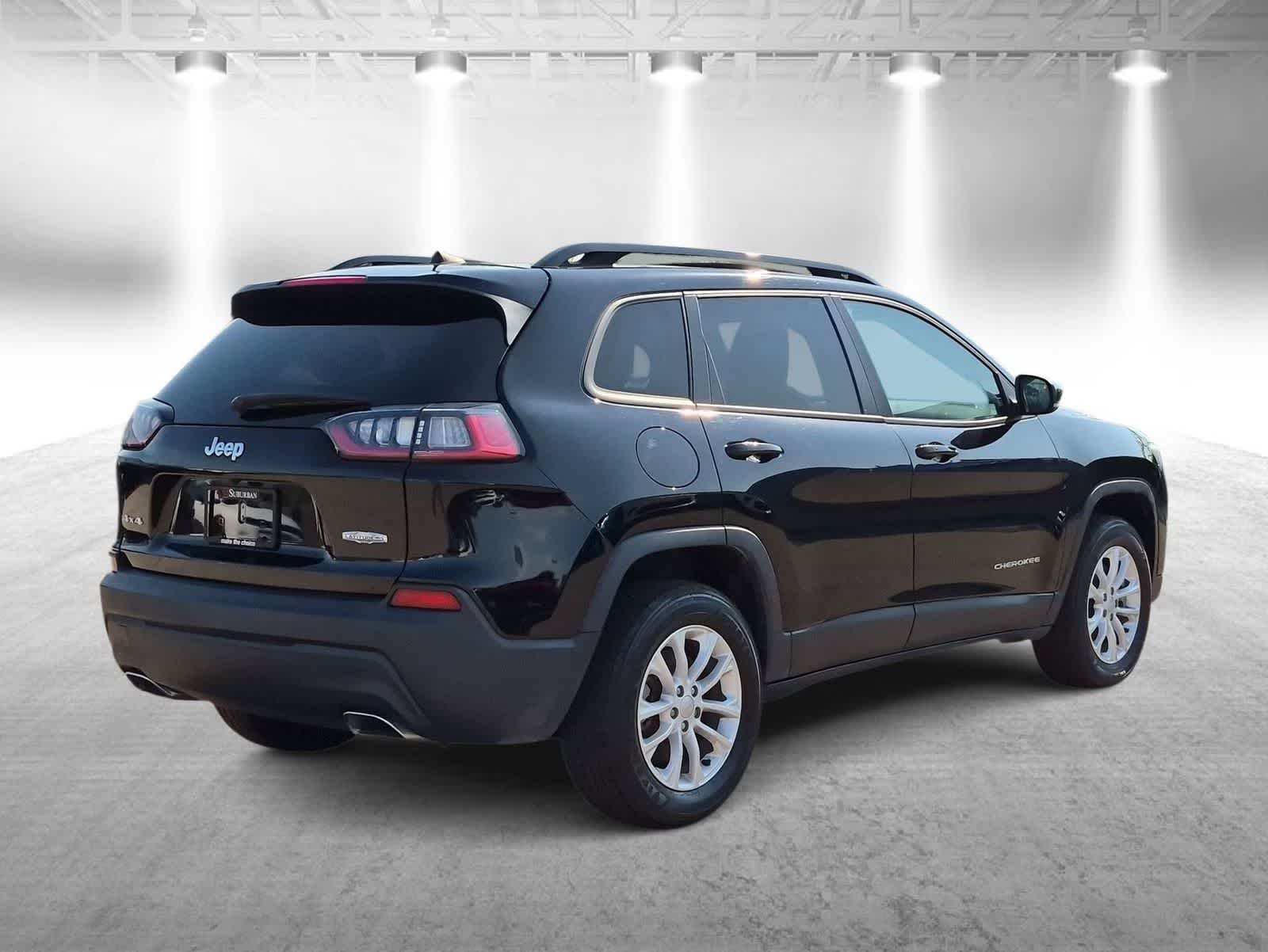 Thumbnail: 2022 Jeep Cherokee - 8