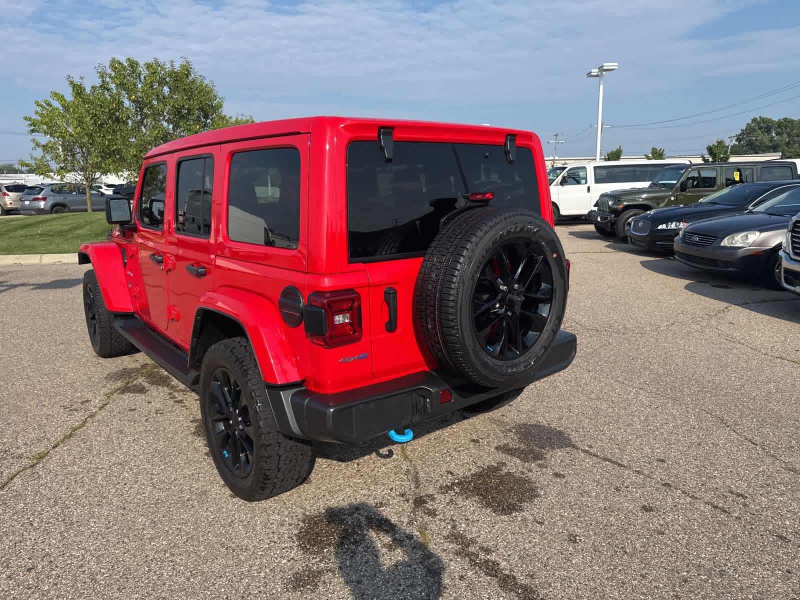 Thumbnail: 2022 Jeep Wrangler - 22