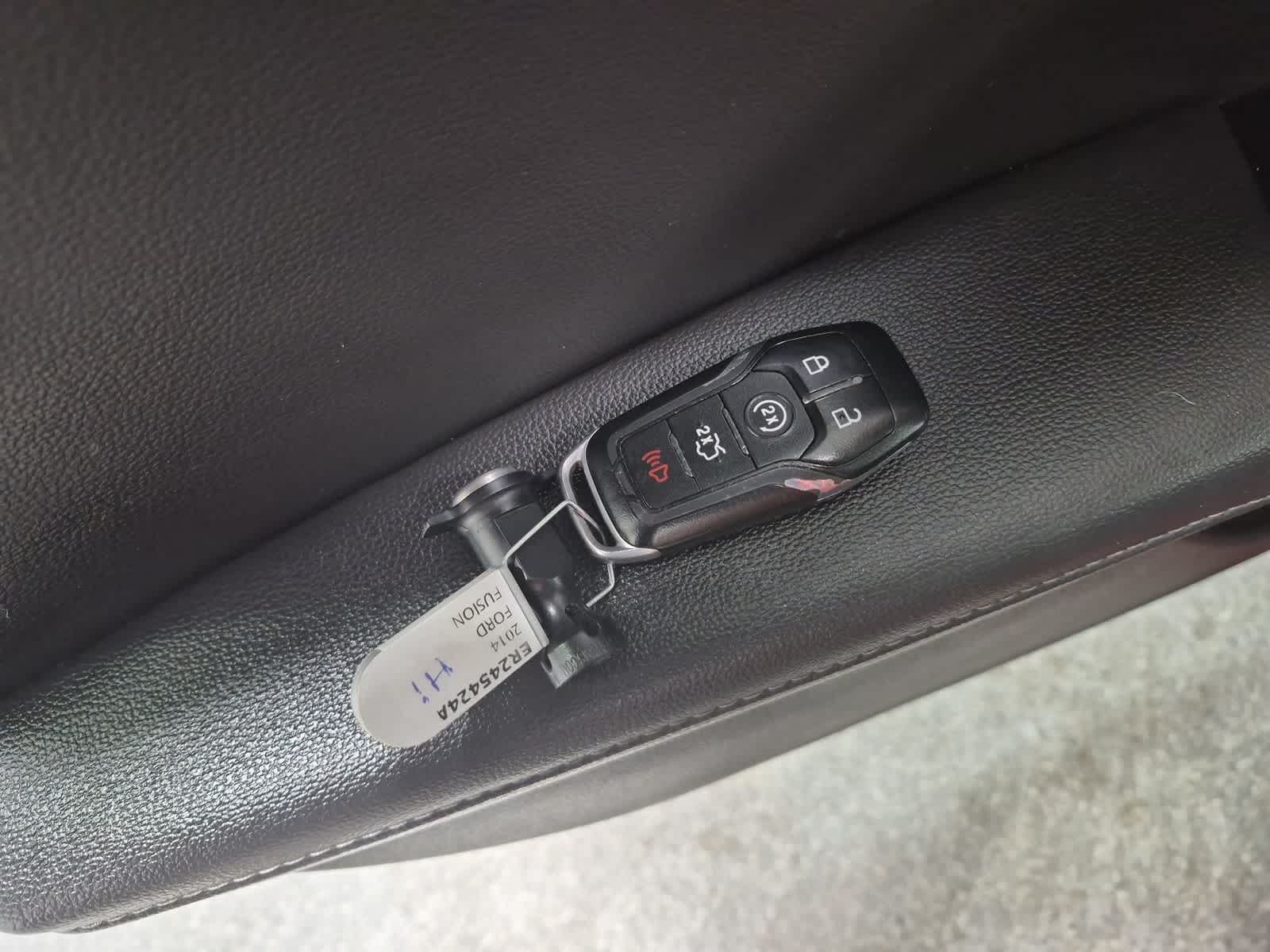 Thumbnail: 2014 Ford Fusion - 40