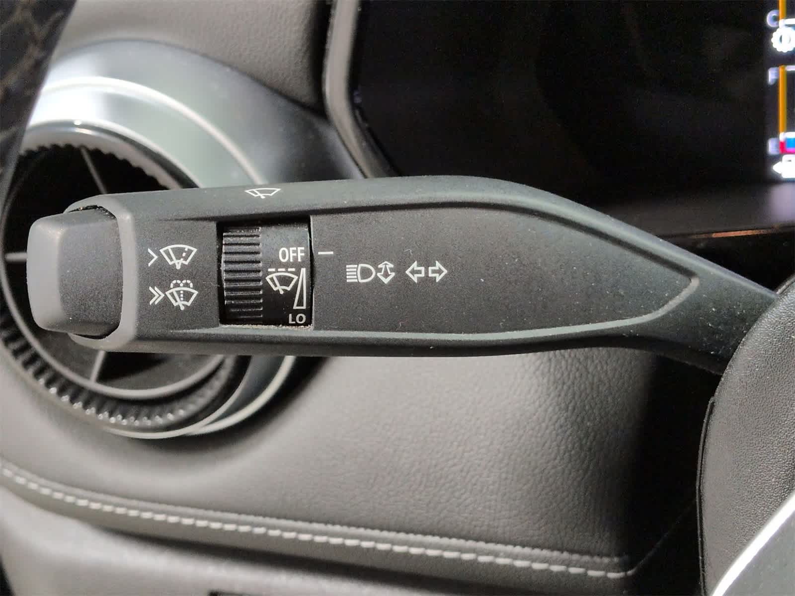 Thumbnail: 2023 Chevrolet Colorado - 27