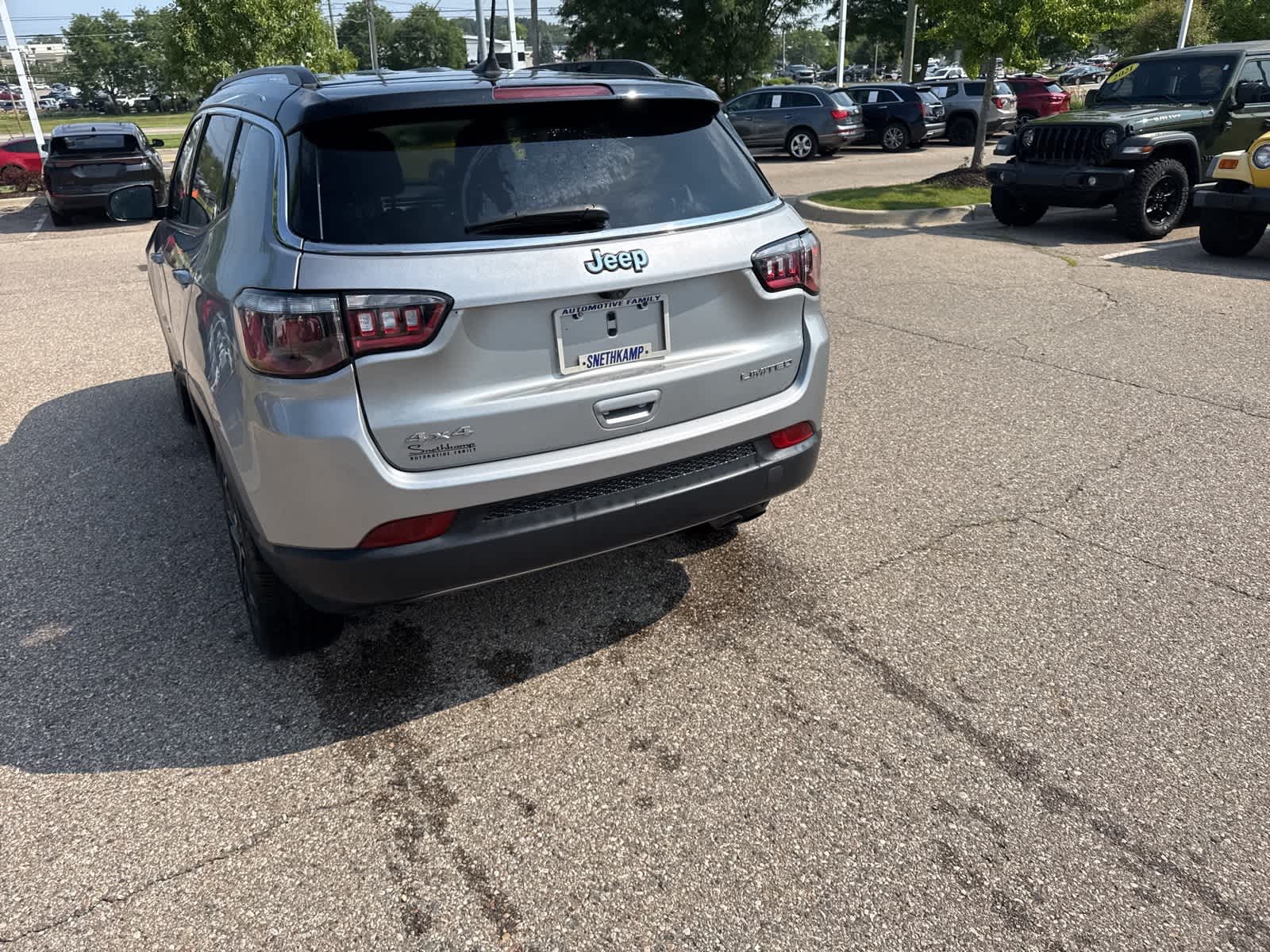 Thumbnail: 2022 Jeep Compass - 21