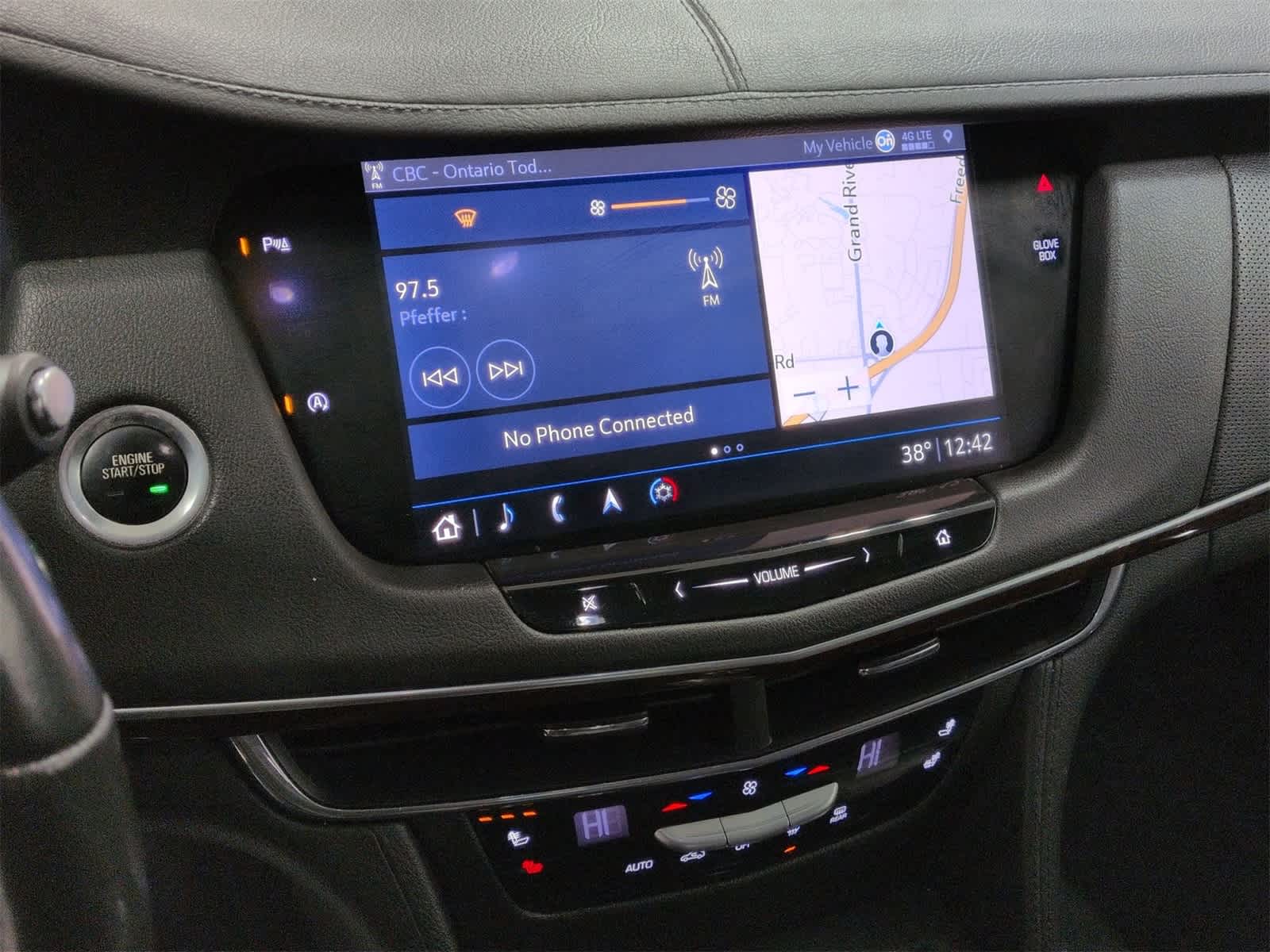 Thumbnail: 2020 Cadillac CT6 - 30