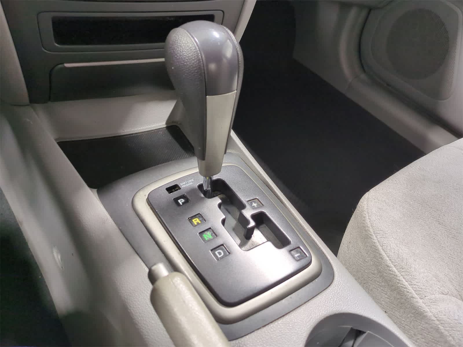 Thumbnail: 2008 Kia Optima - 29